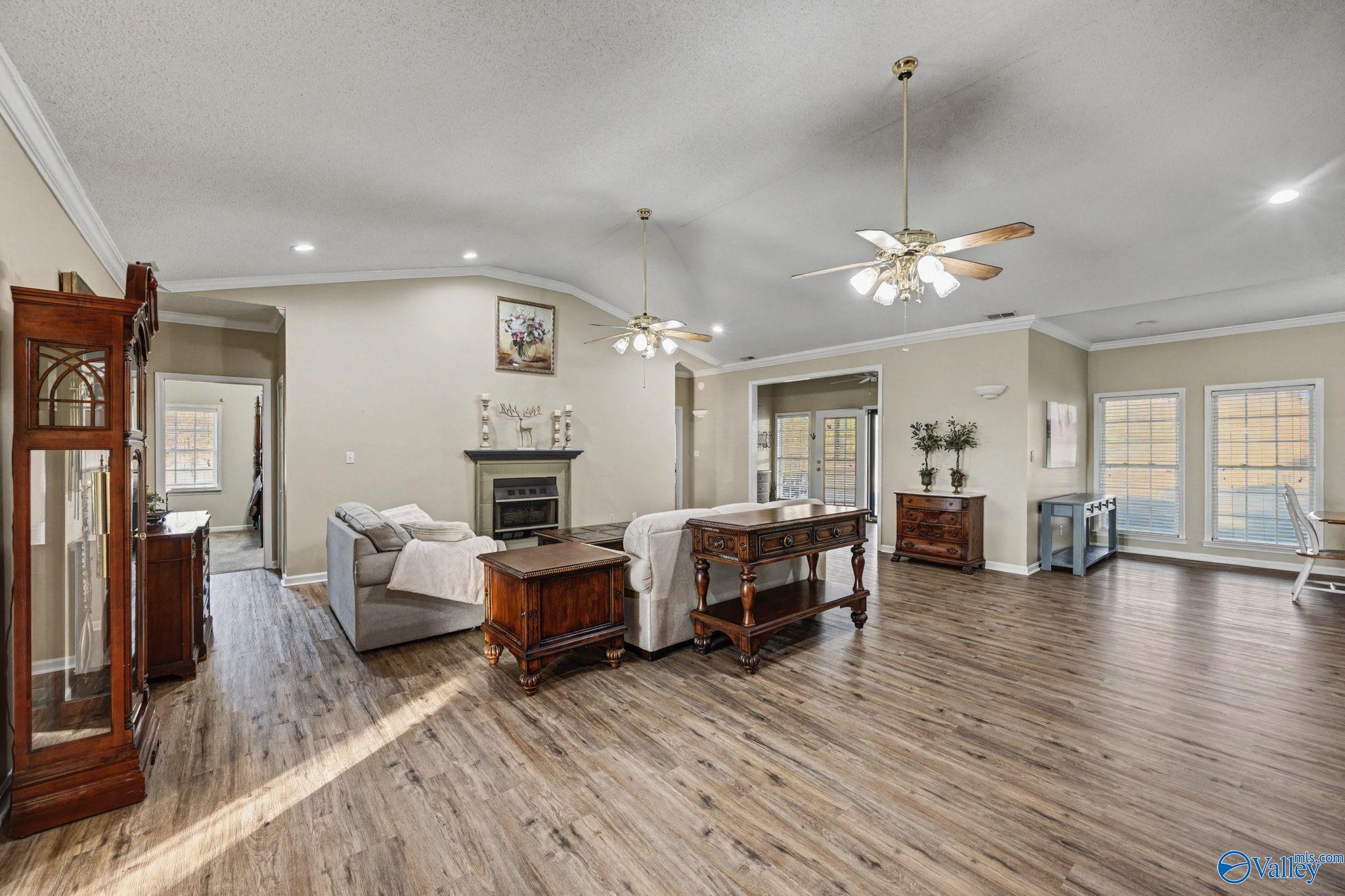 26184 Mooresville Road