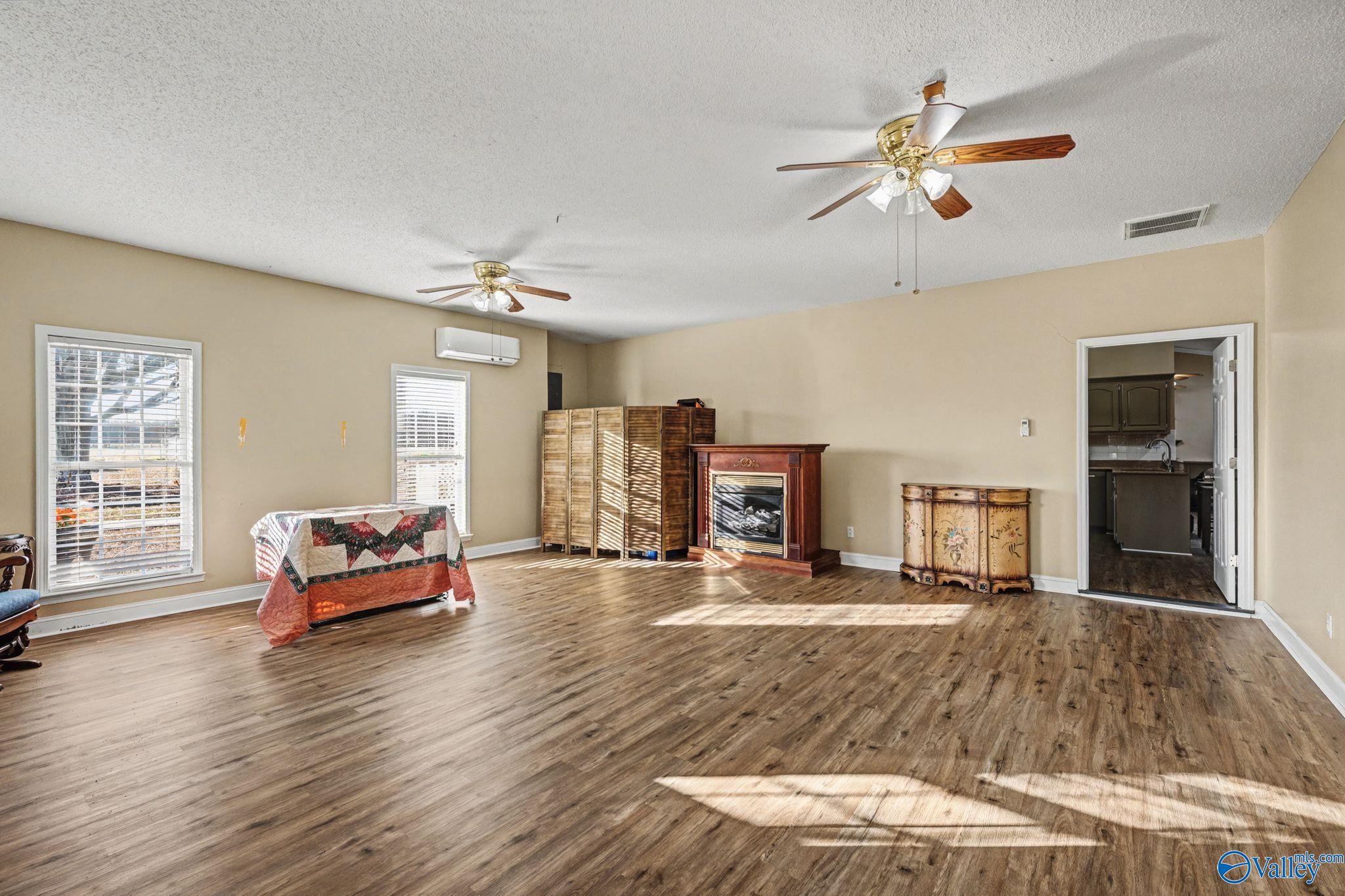 26184 Mooresville Road