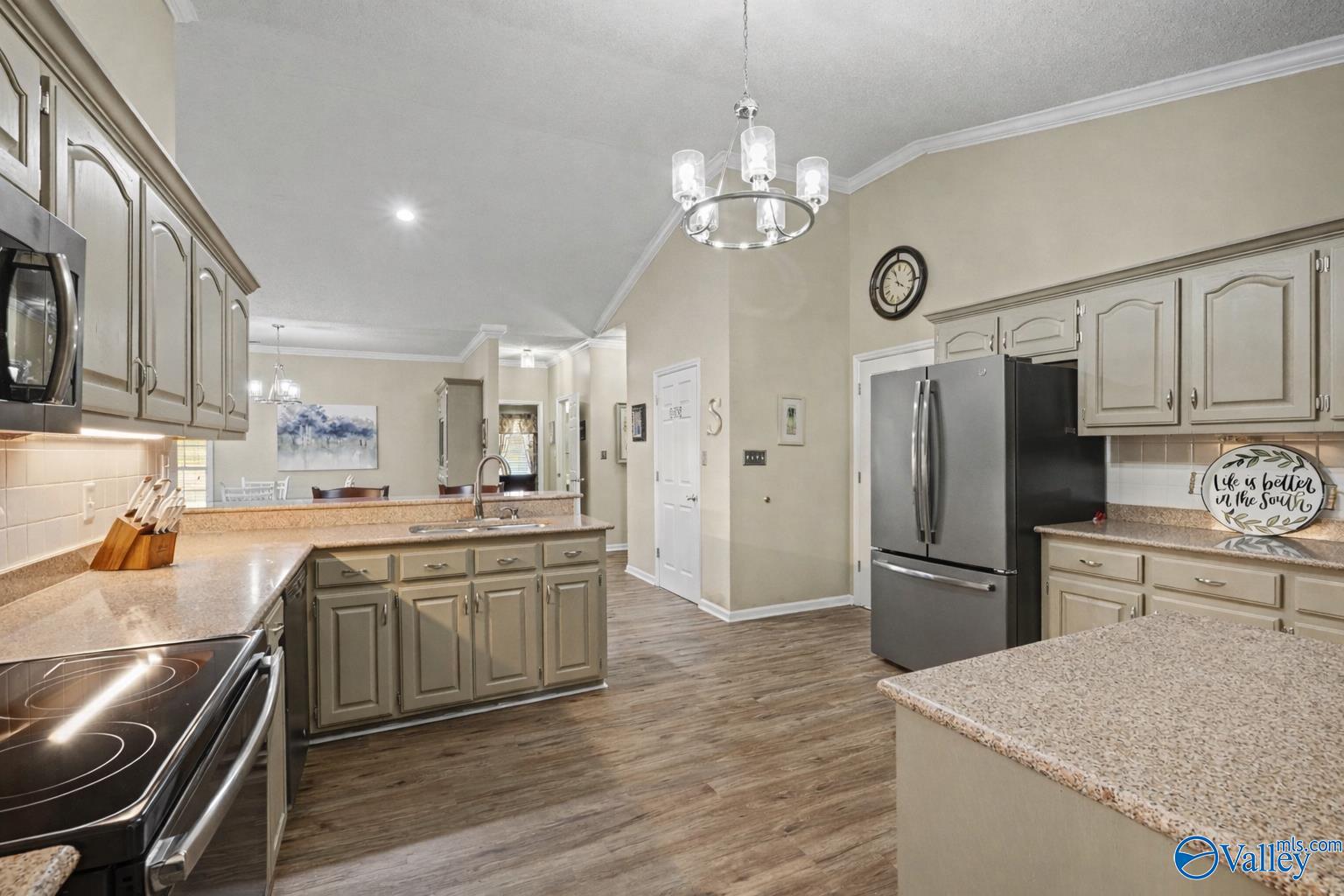 26184 Mooresville Road