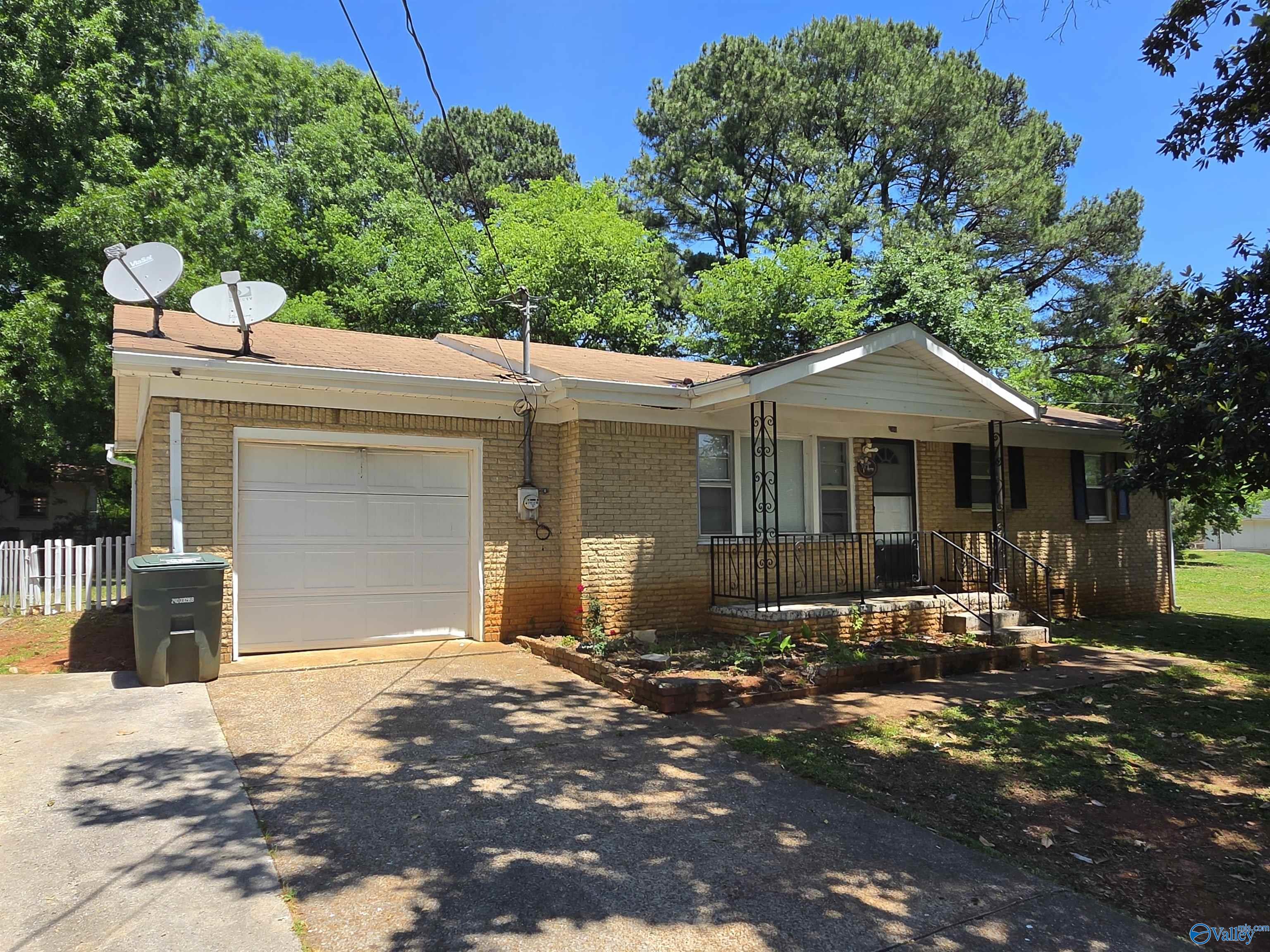 4504 Sparkman Drive