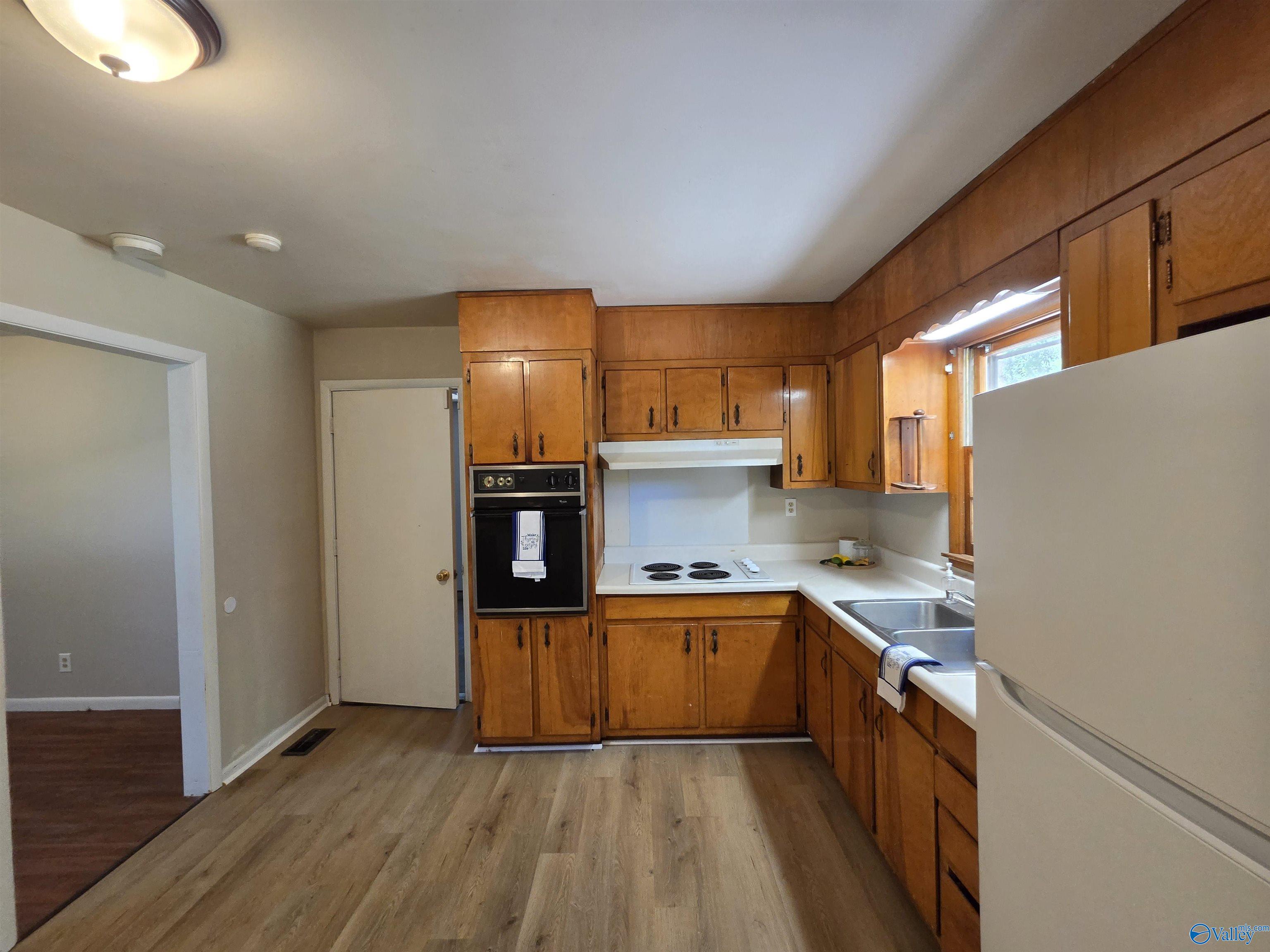 4504 Sparkman Drive