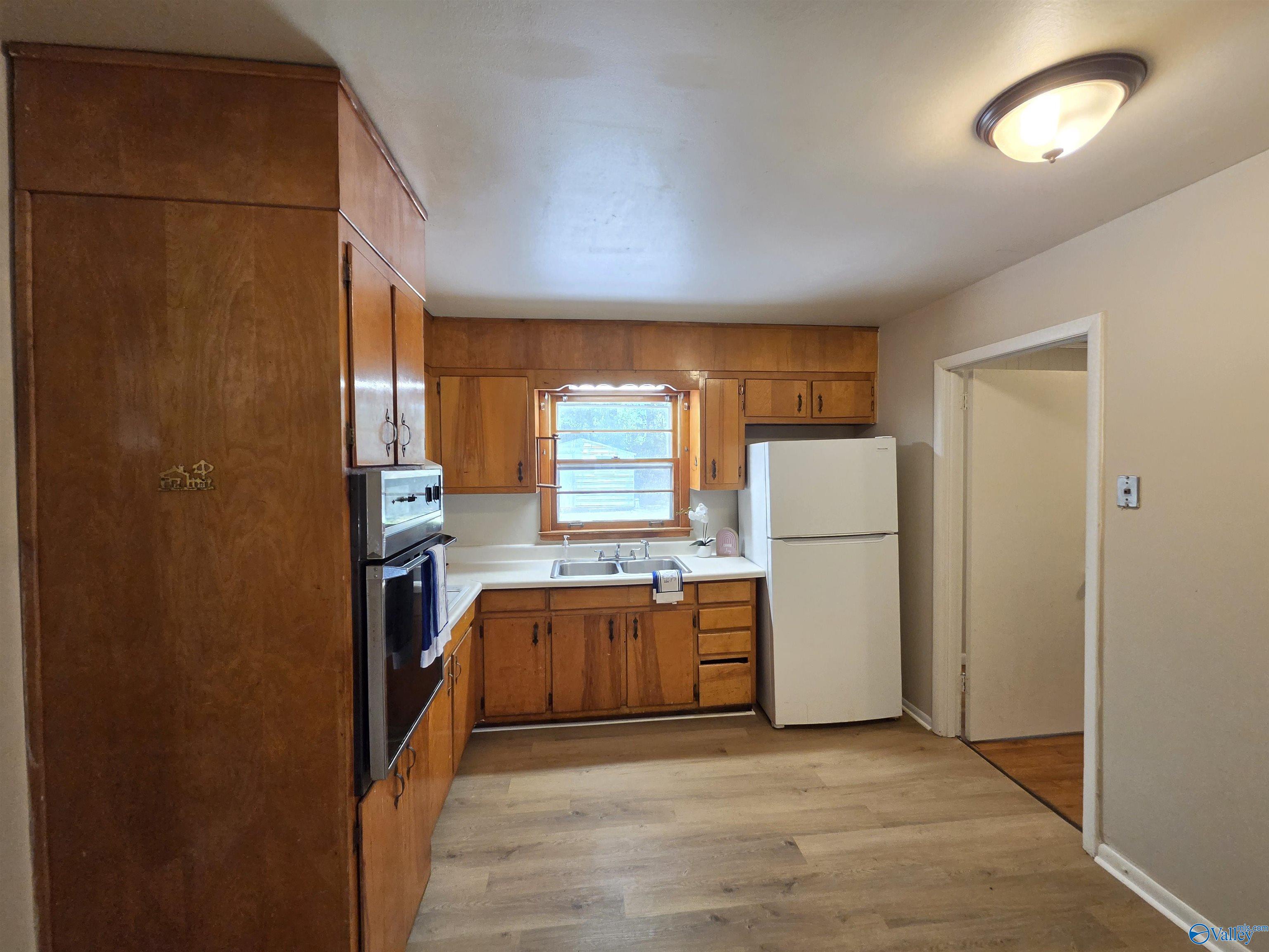 4504 Sparkman Drive