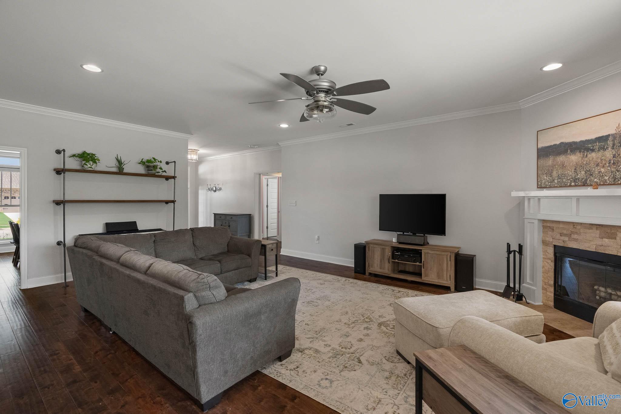 156 Autumn Cove Drive