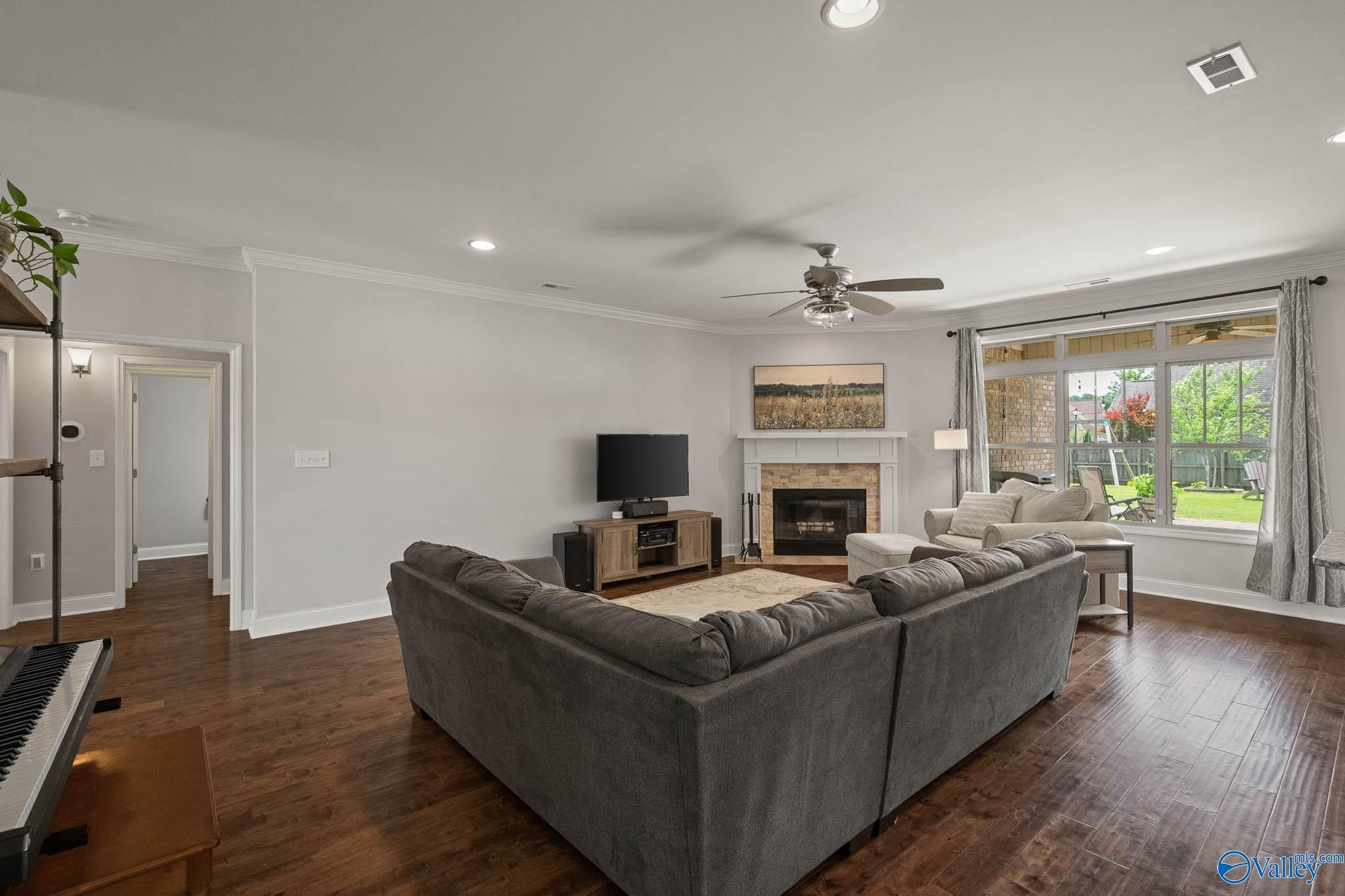 156 Autumn Cove Drive