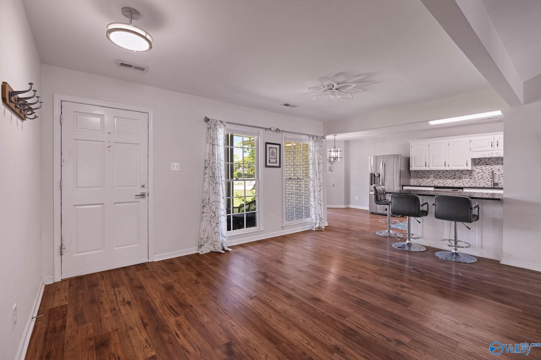 2301 Villaret Drive SW