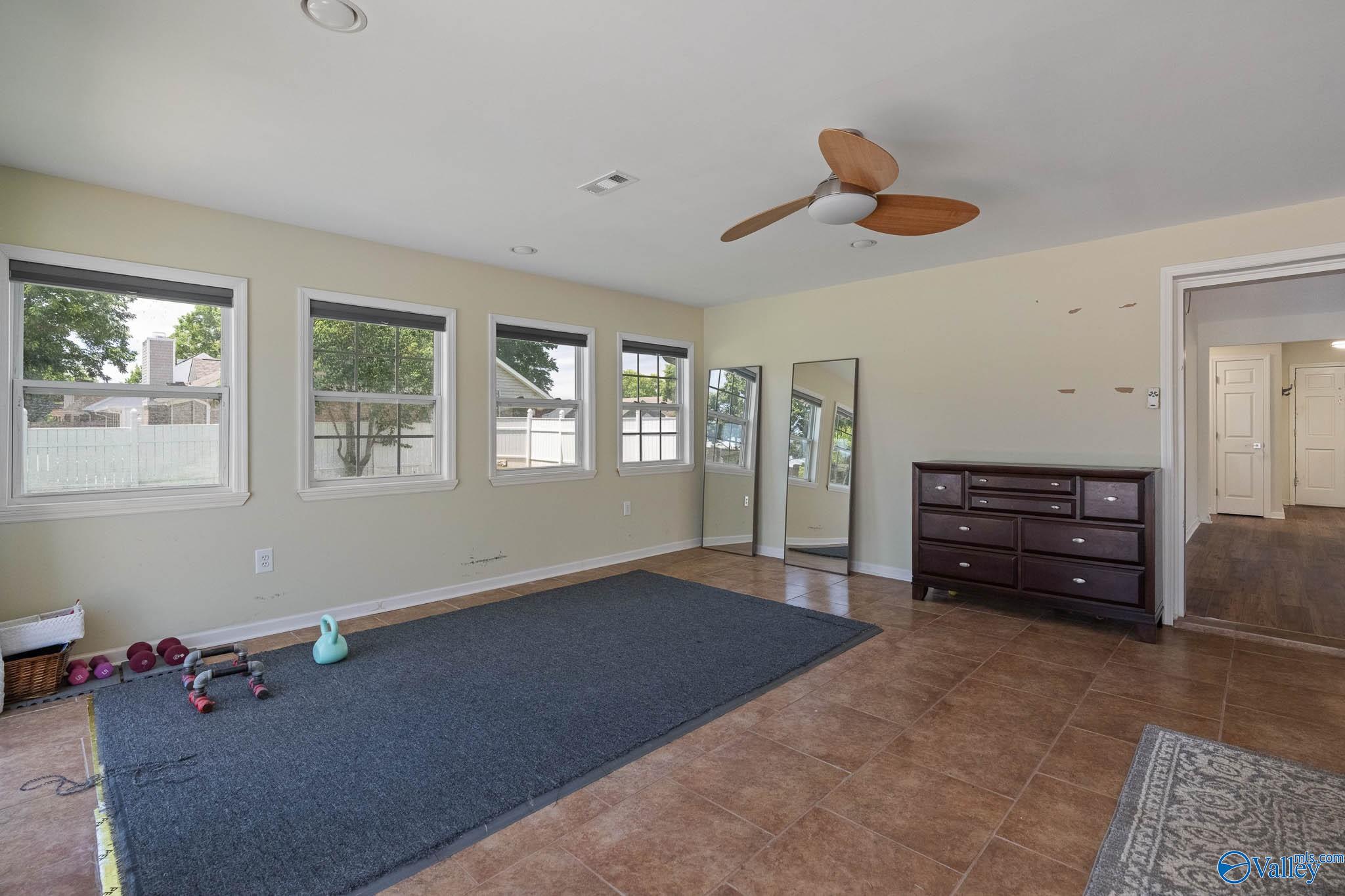 2301 Villaret Drive SW