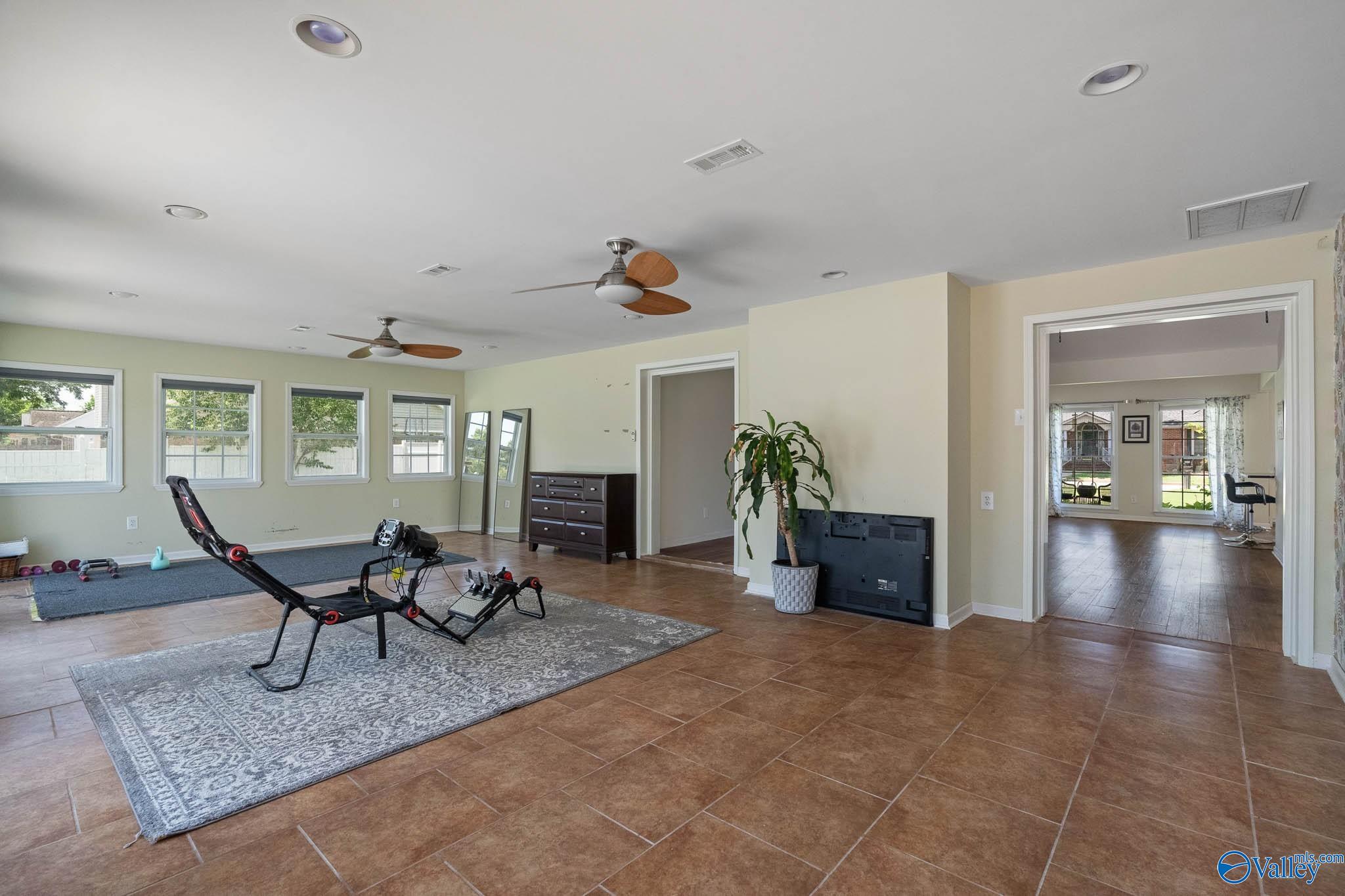 2301 Villaret Drive SW