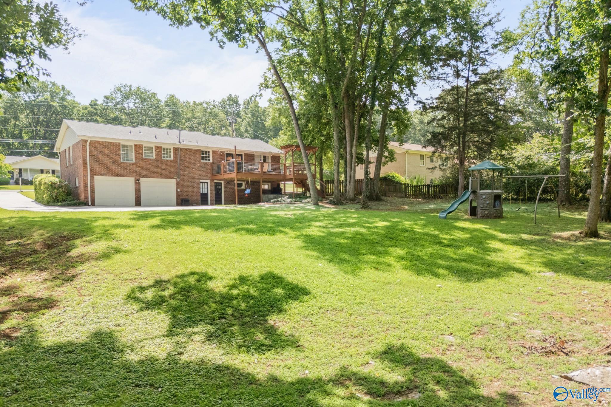 8512 Hickory Hill Lane SE