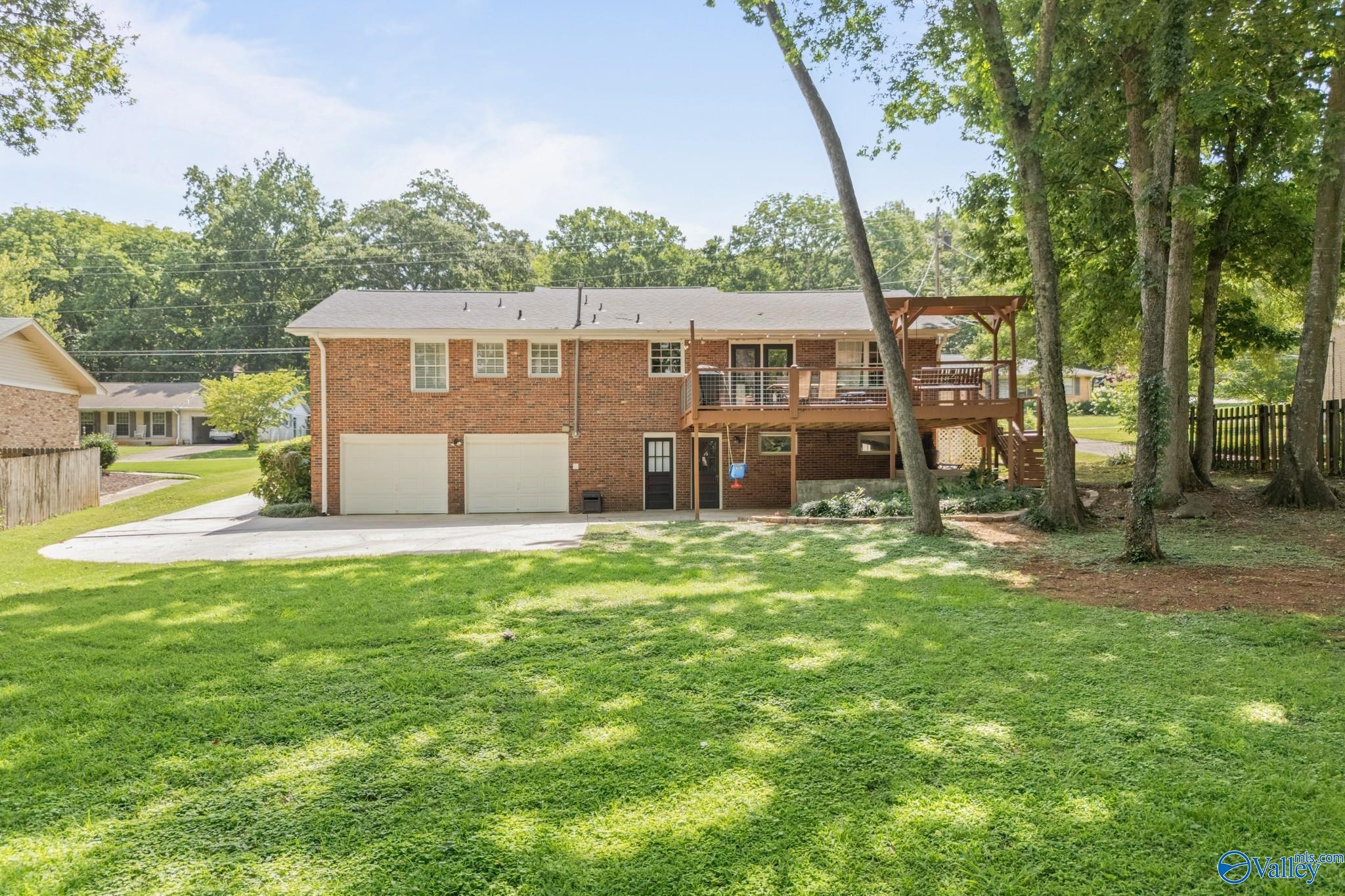 8512 Hickory Hill Lane SE