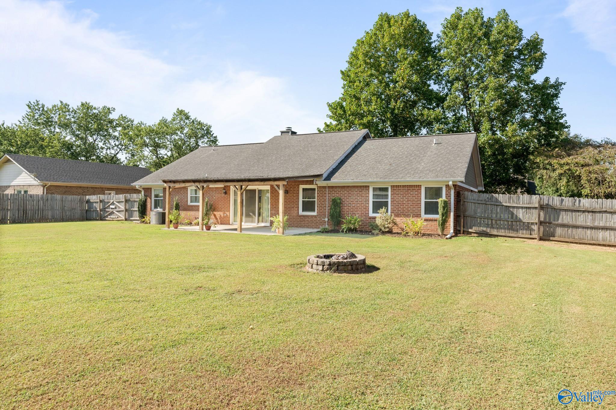 152 Raspberry Way