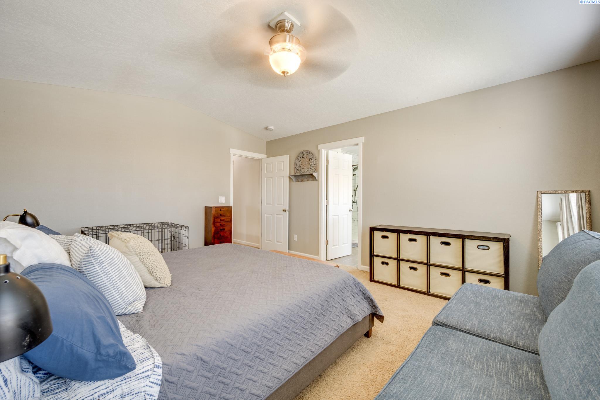 1155 NW Marshland St.