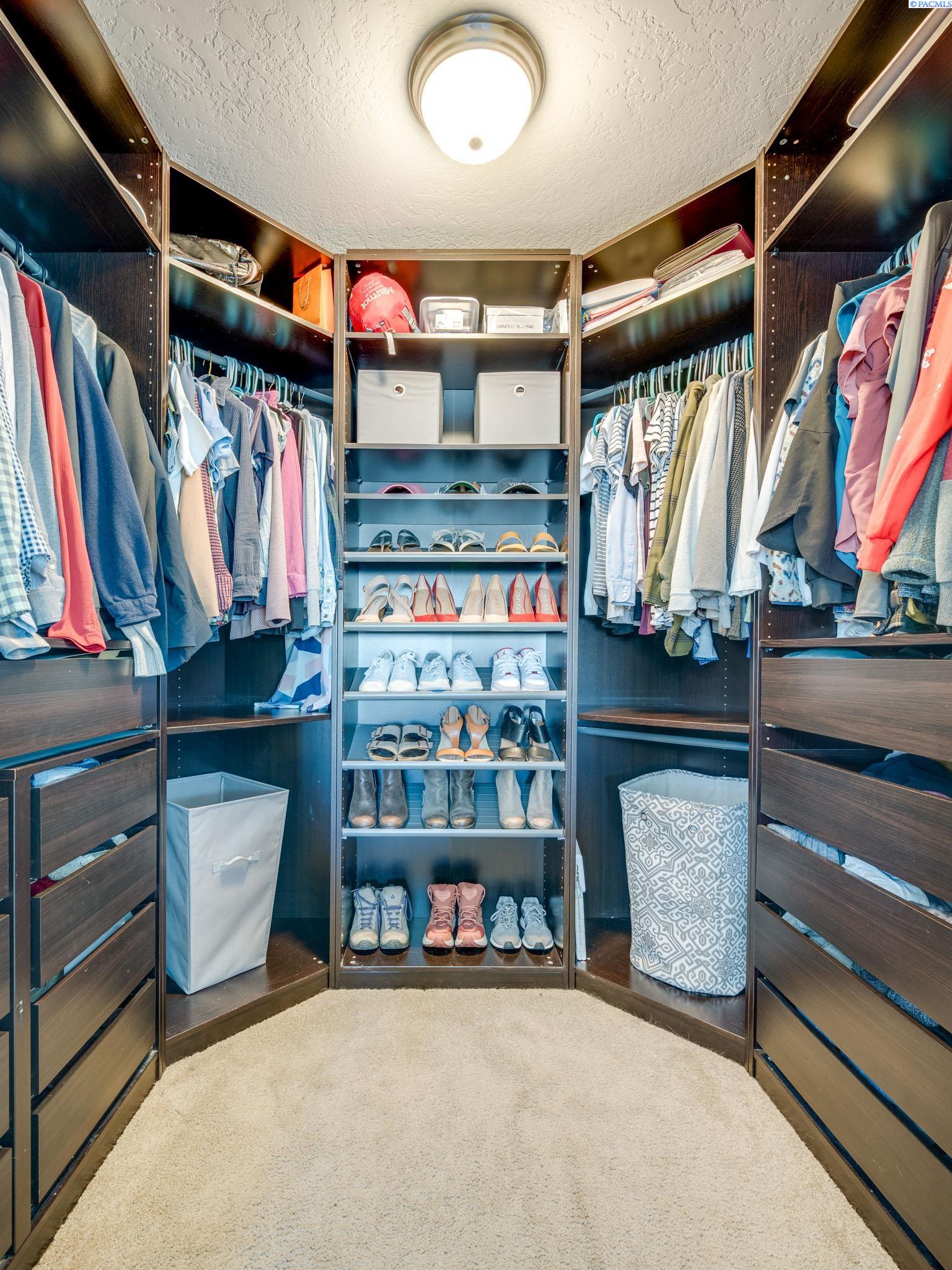 1155 NW Marshland St.