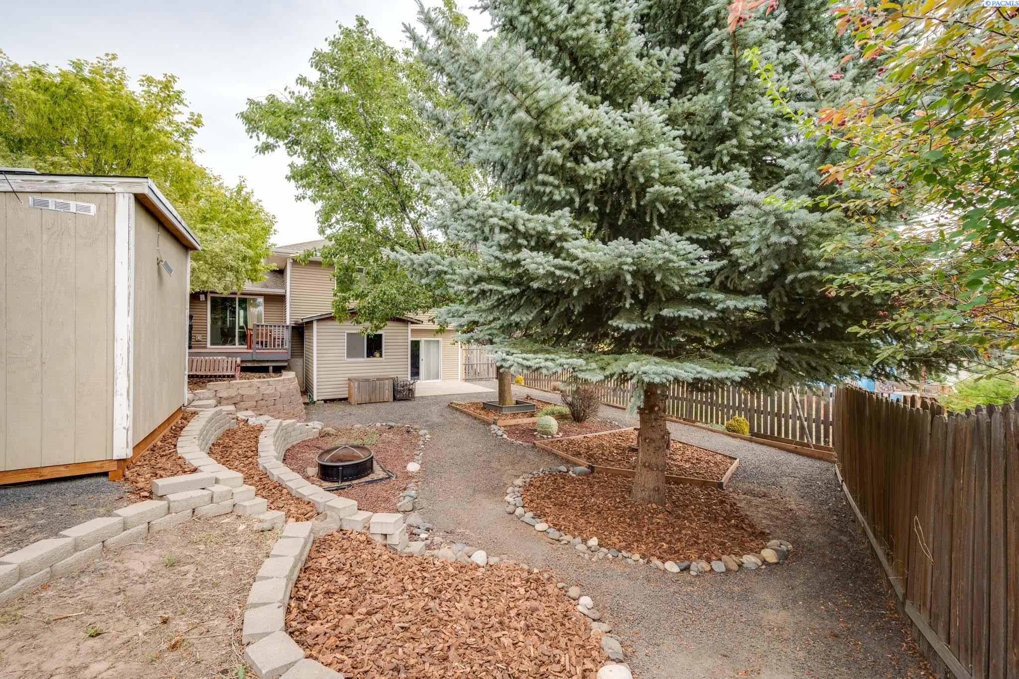 1335 SE Harvest Drive Unit Wonderful Home in an Excellent Location!