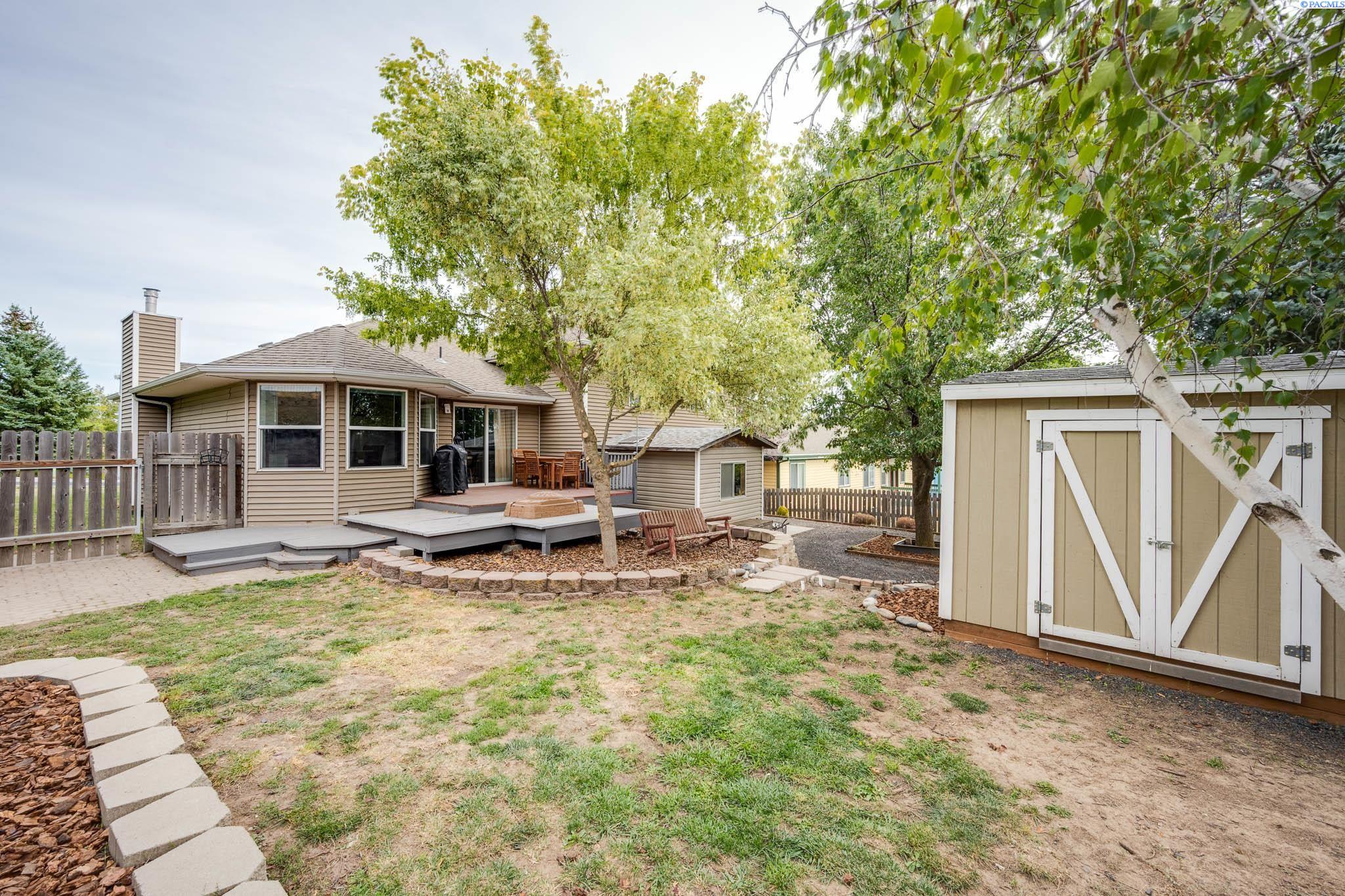 1335 SE Harvest Drive Unit Wonderful Home in an Excellent Location!