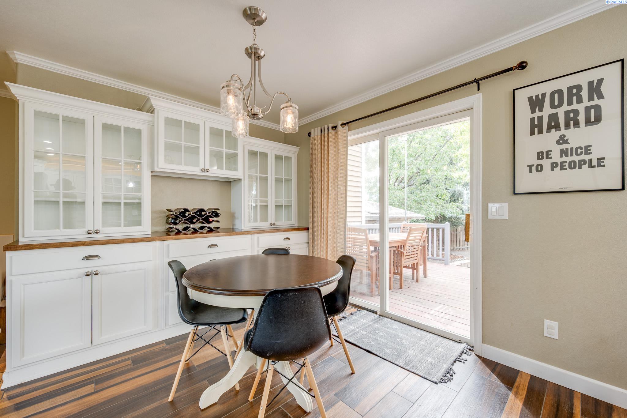 1335 SE Harvest Drive Unit Wonderful Home in an Excellent Location!