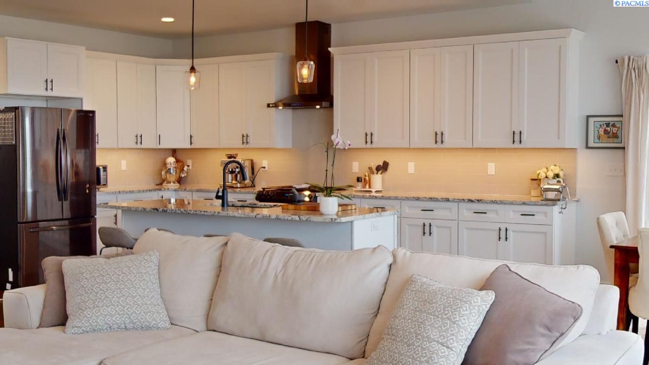 605 SW Umatilla Court