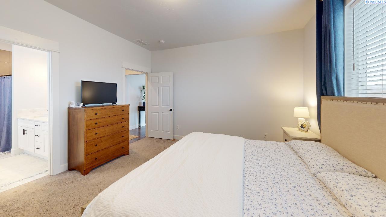 605 SW Umatilla Court