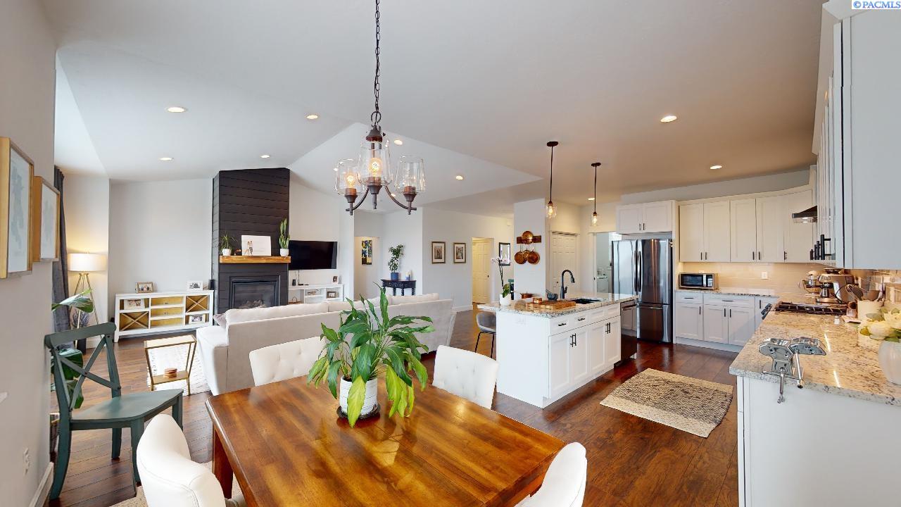 605 SW Umatilla Court