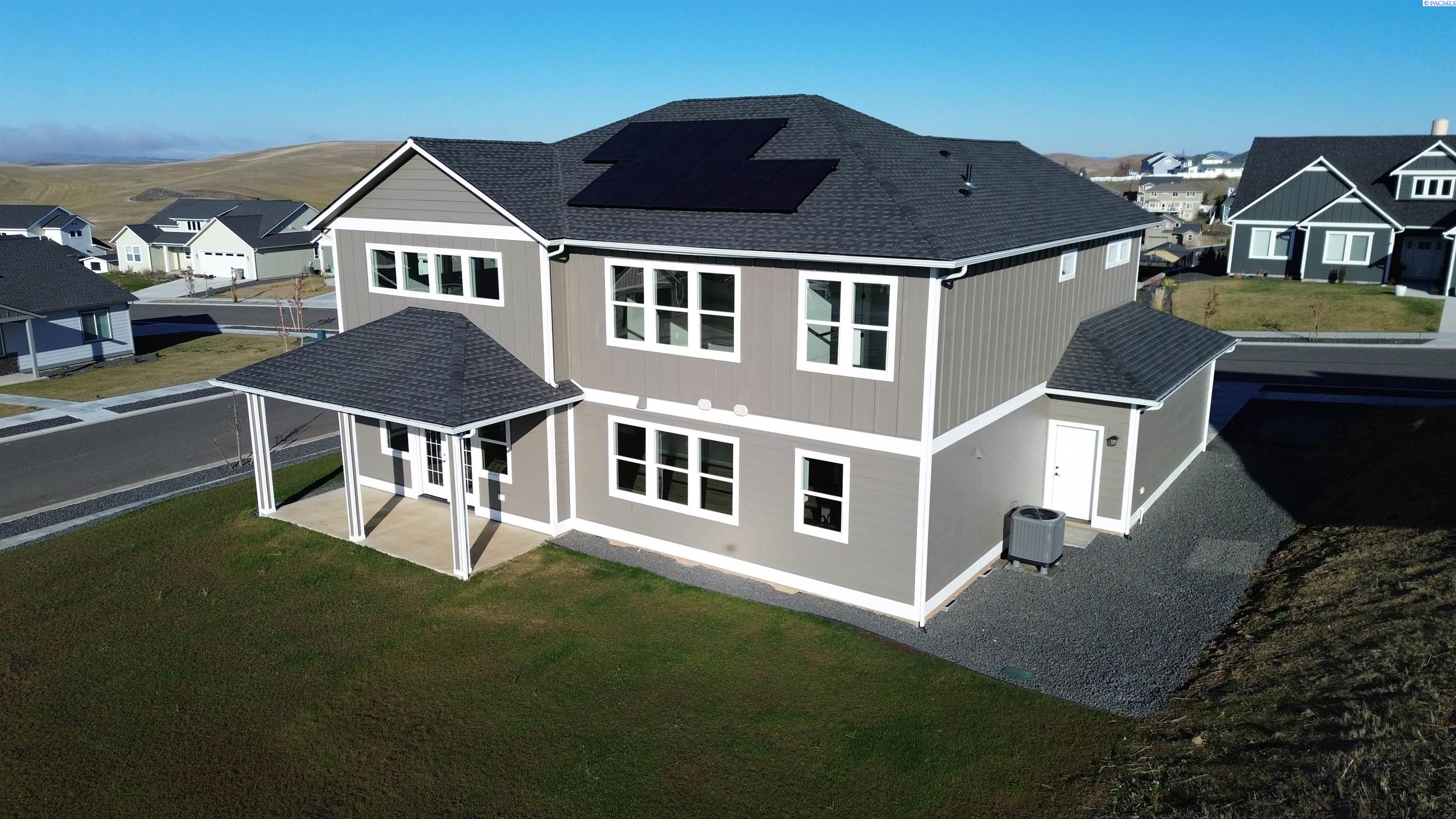 2085 NW Canyon View Dr