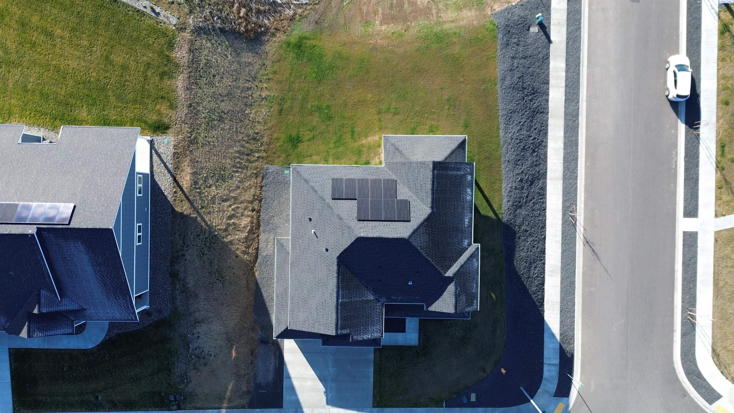 2085 NW Canyon View Dr