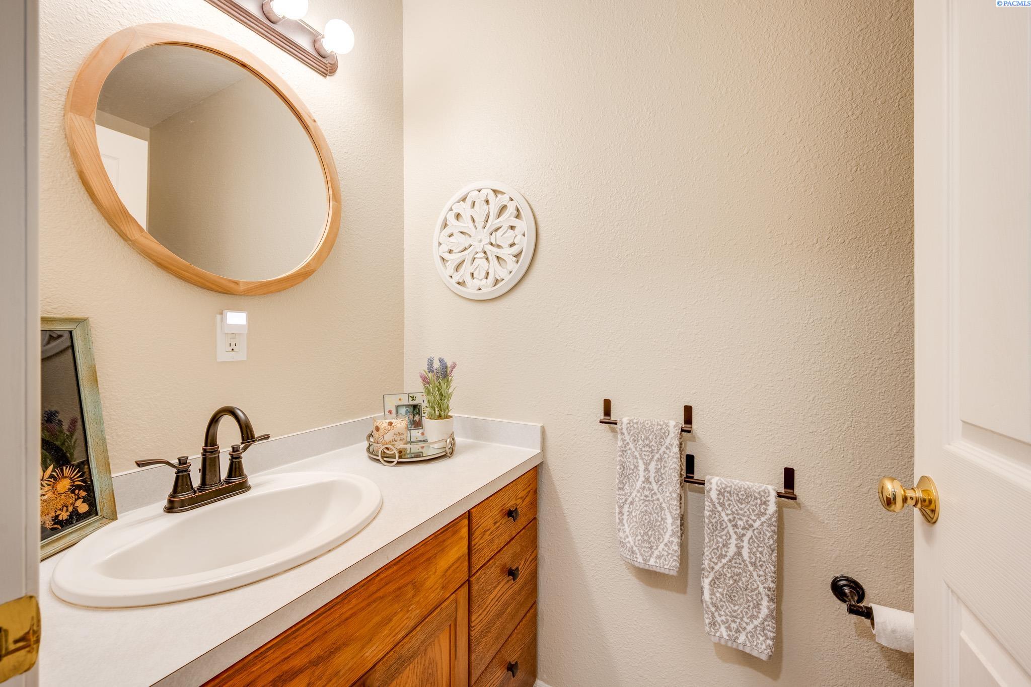 545 SE Quail Ridge Dr