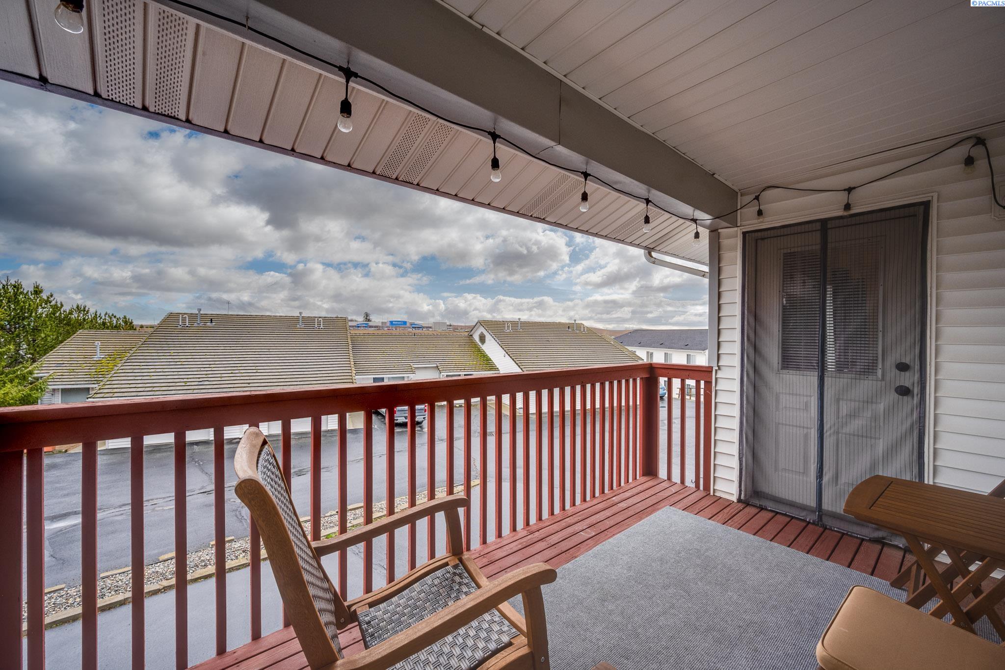 545 SE Quail Ridge Dr