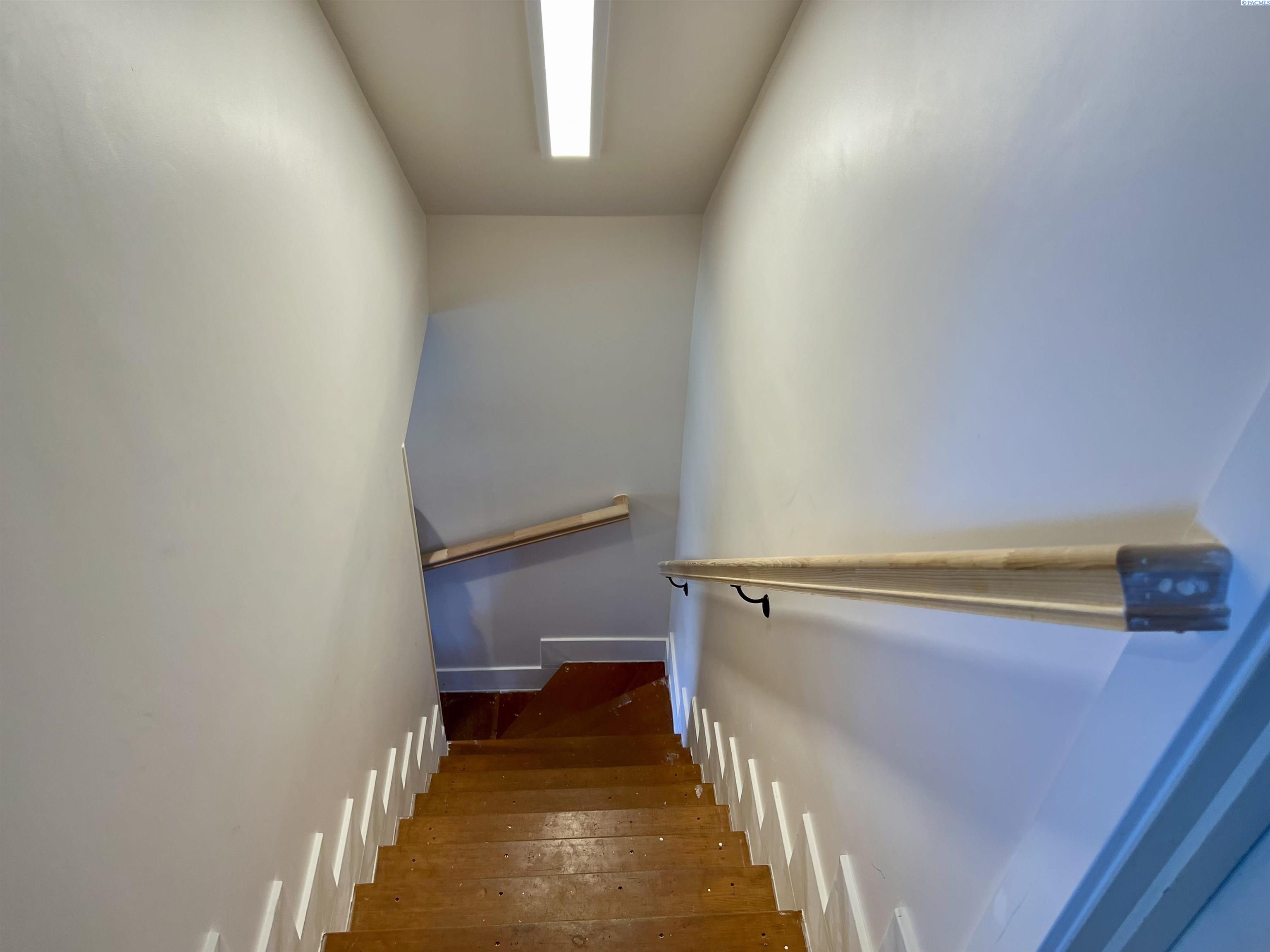 715 SE Taylor
