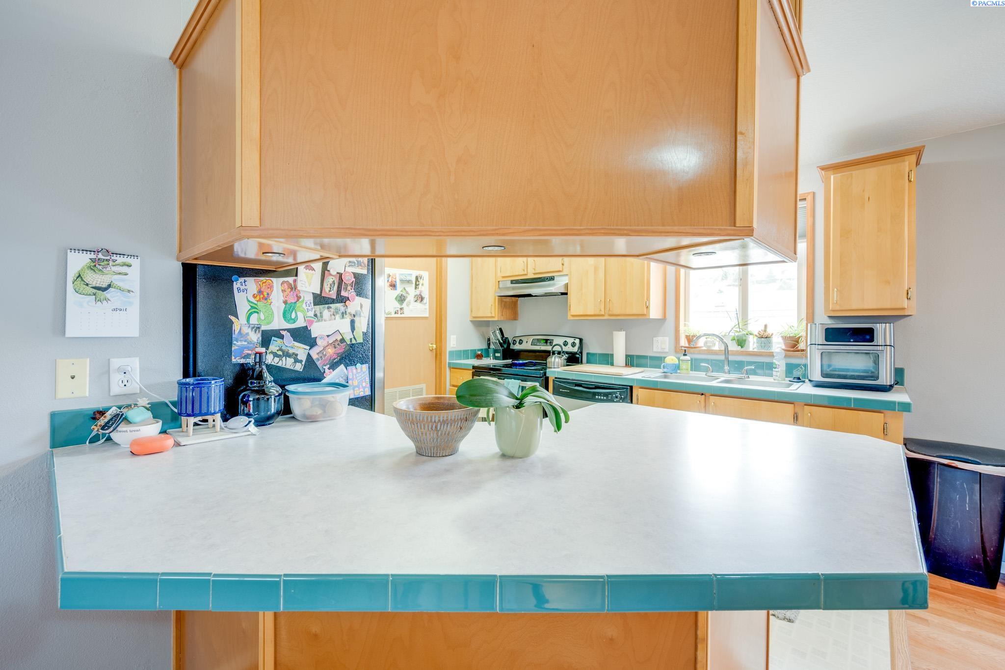 255 NW Golden Hills Dr. Unit: 42