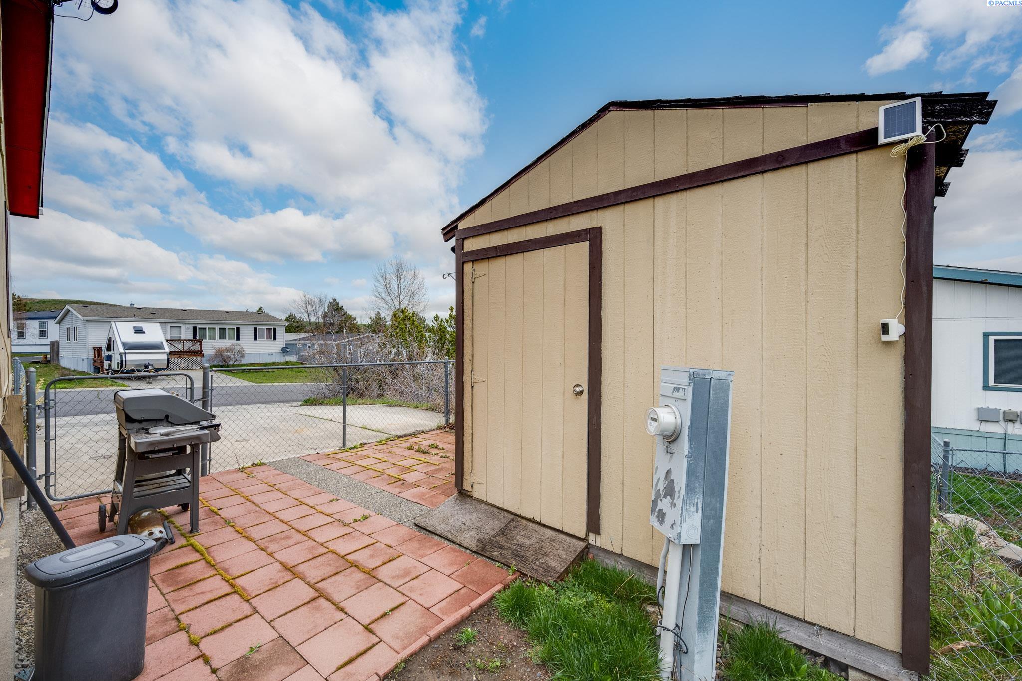 255 NW Golden Hills Dr. Unit: 42