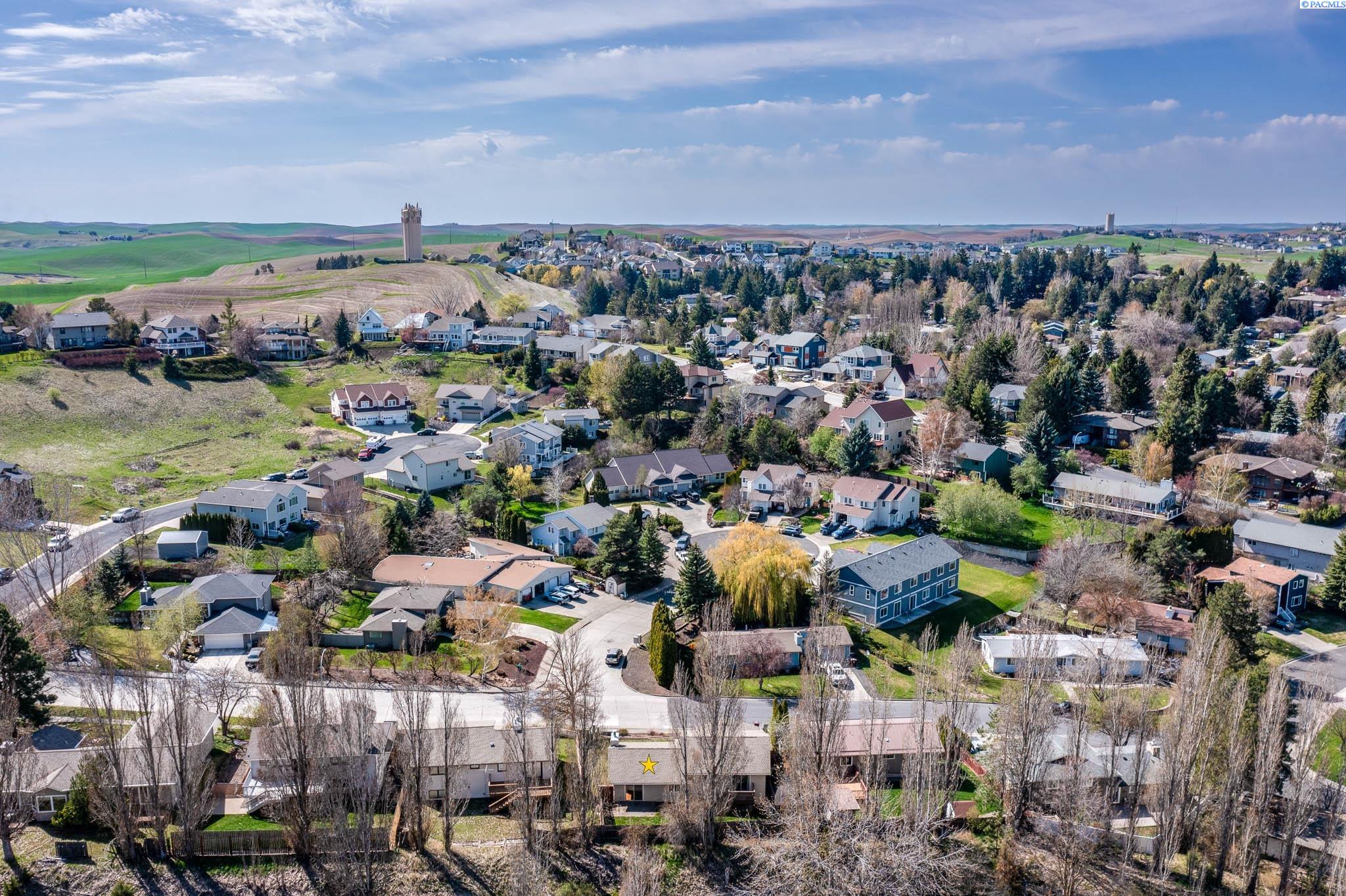 1290 SW Wadleigh Drive