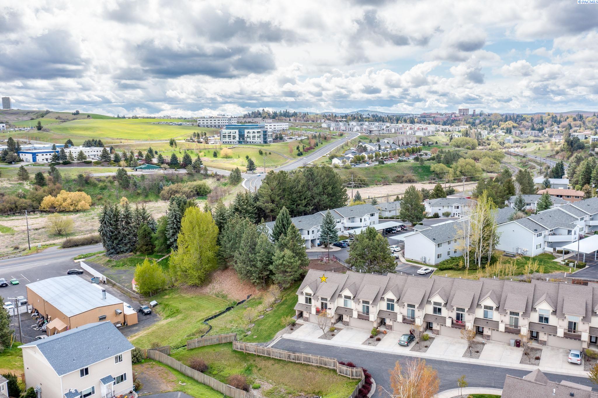 210 NW Terre View Dr Unit D