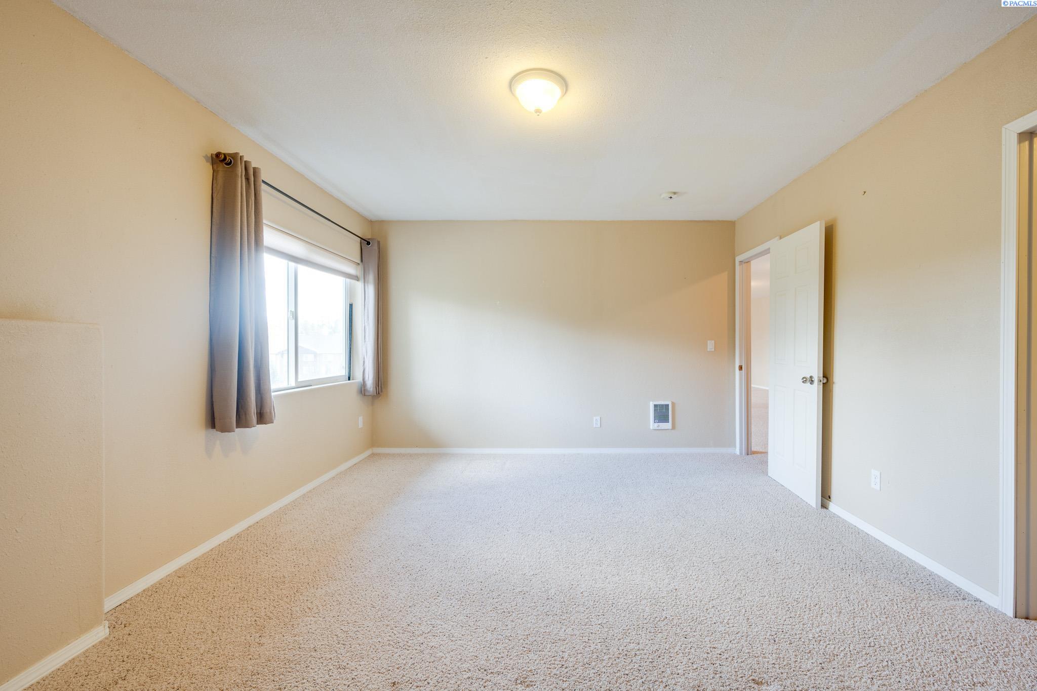 1310 SE Earthtone Ct