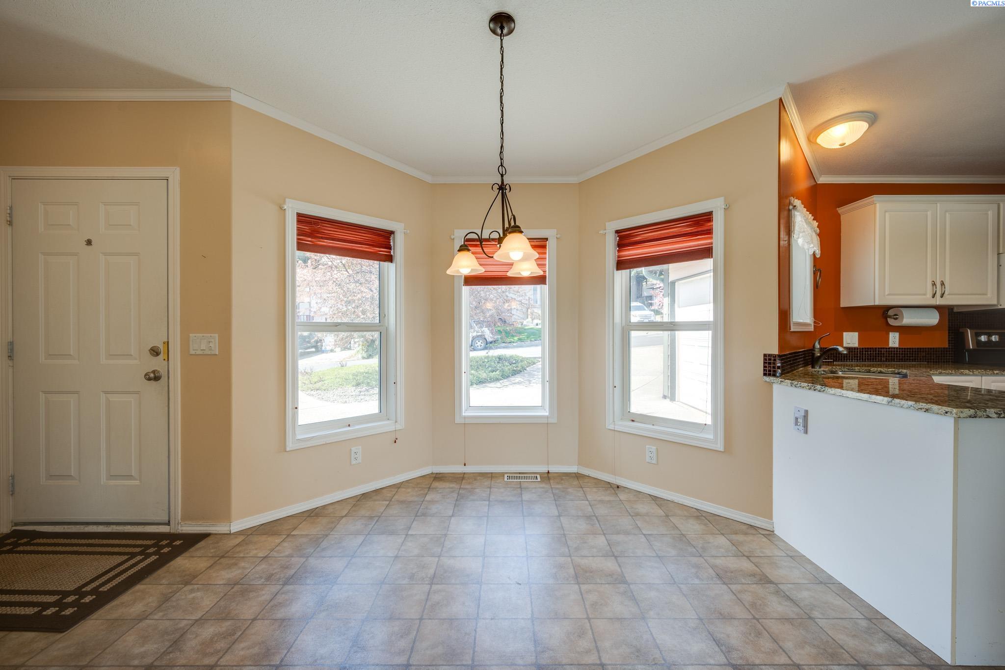 1310 SE Earthtone Ct