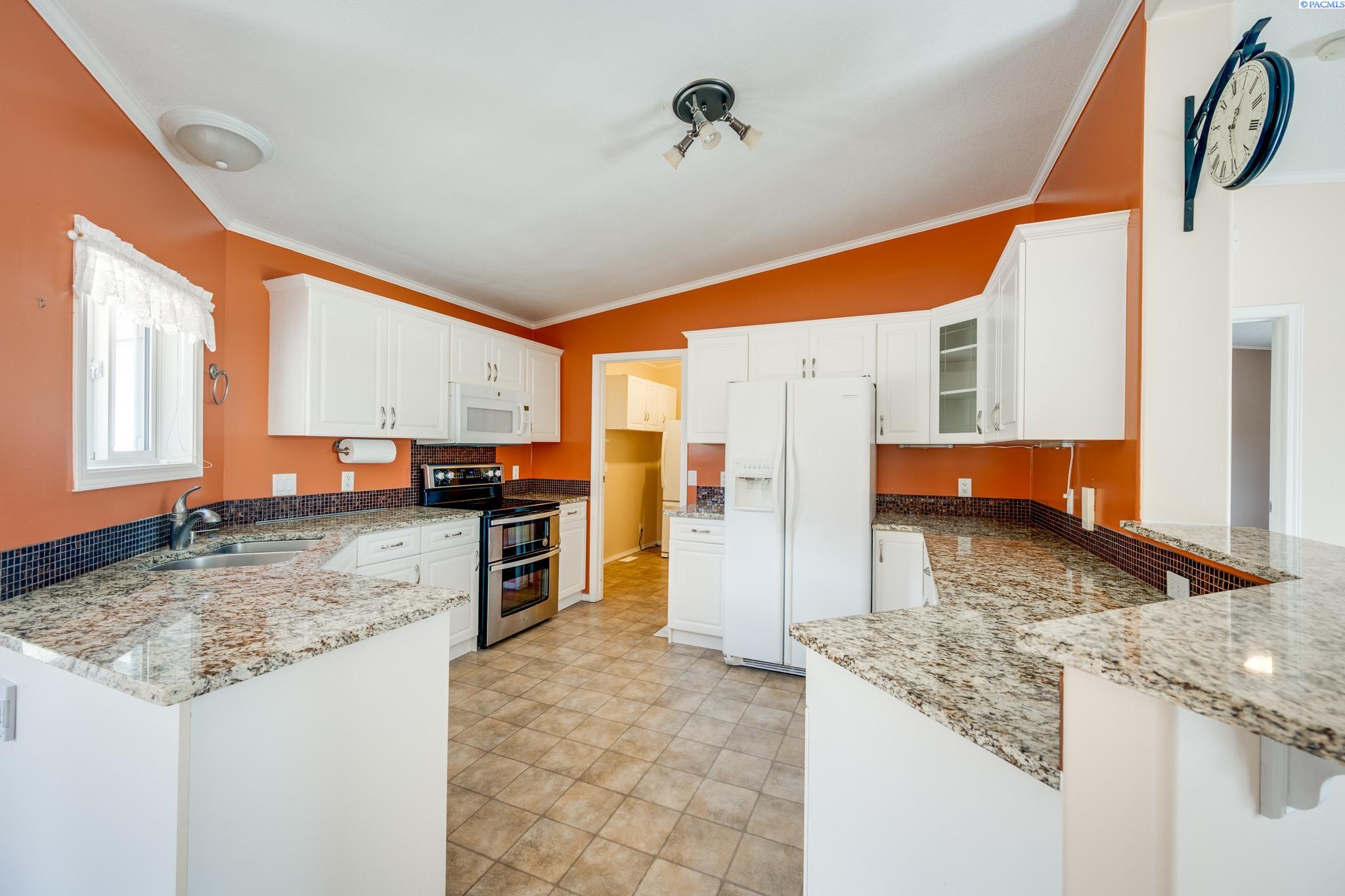 1310 SE Earthtone Ct