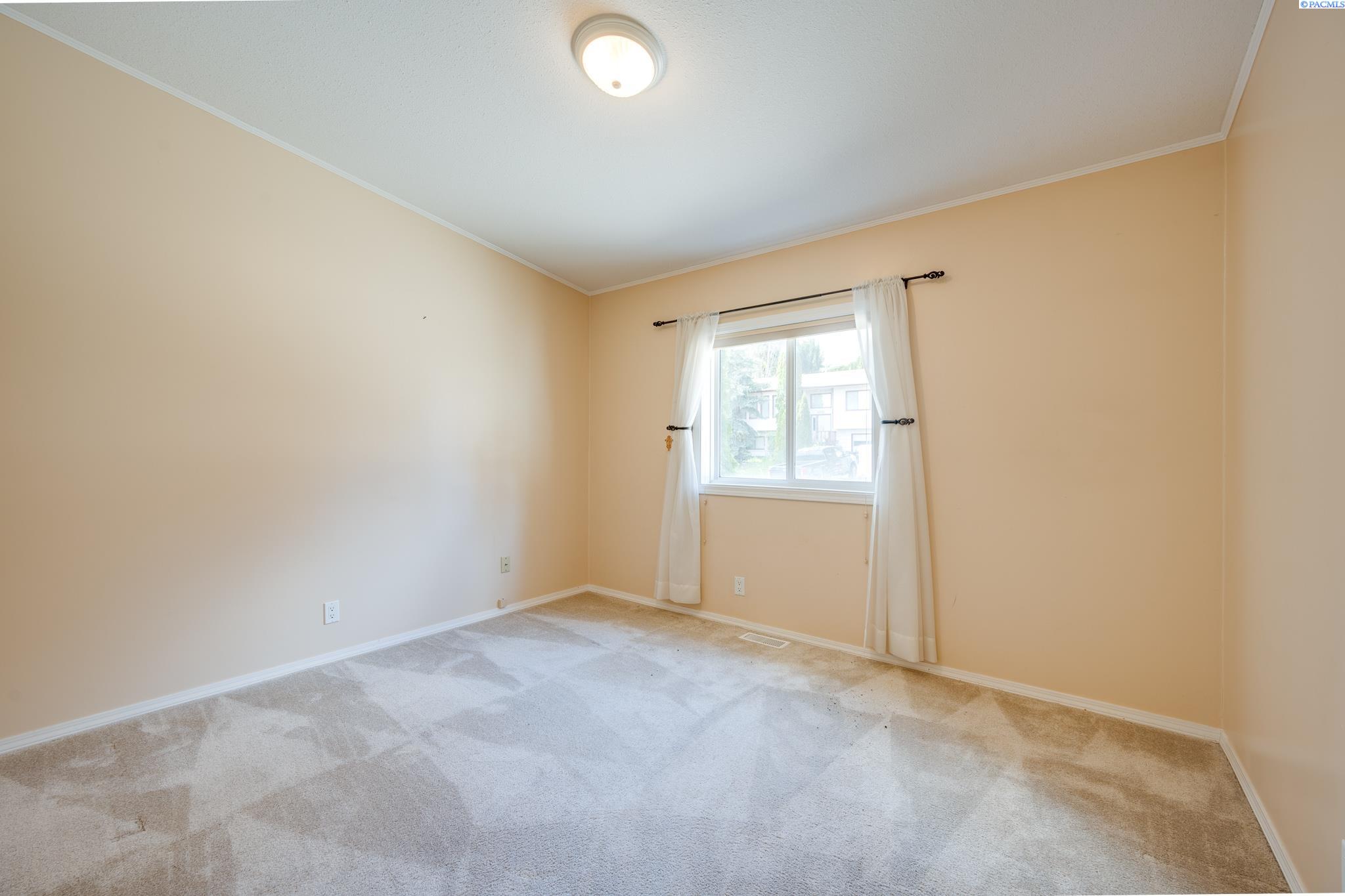 1310 SE Earthtone Ct