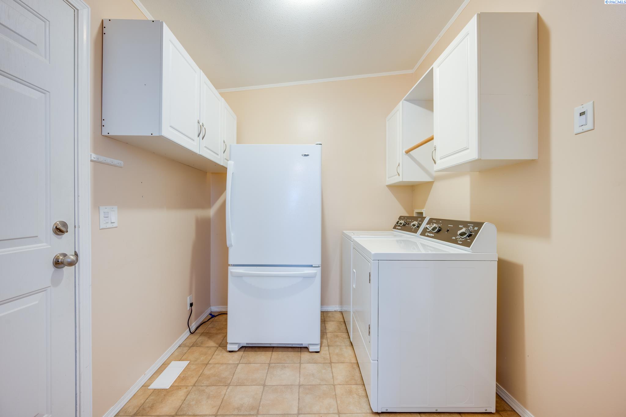 1310 SE Earthtone Ct