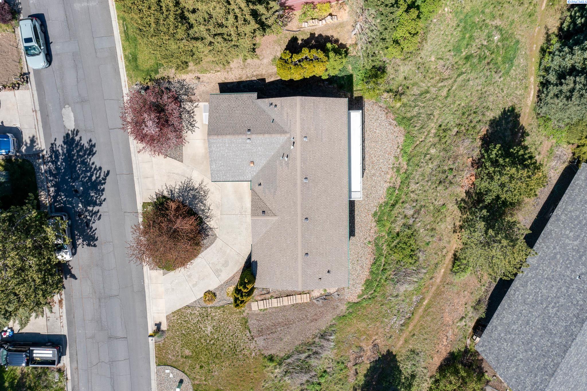 1310 SE Earthtone Ct