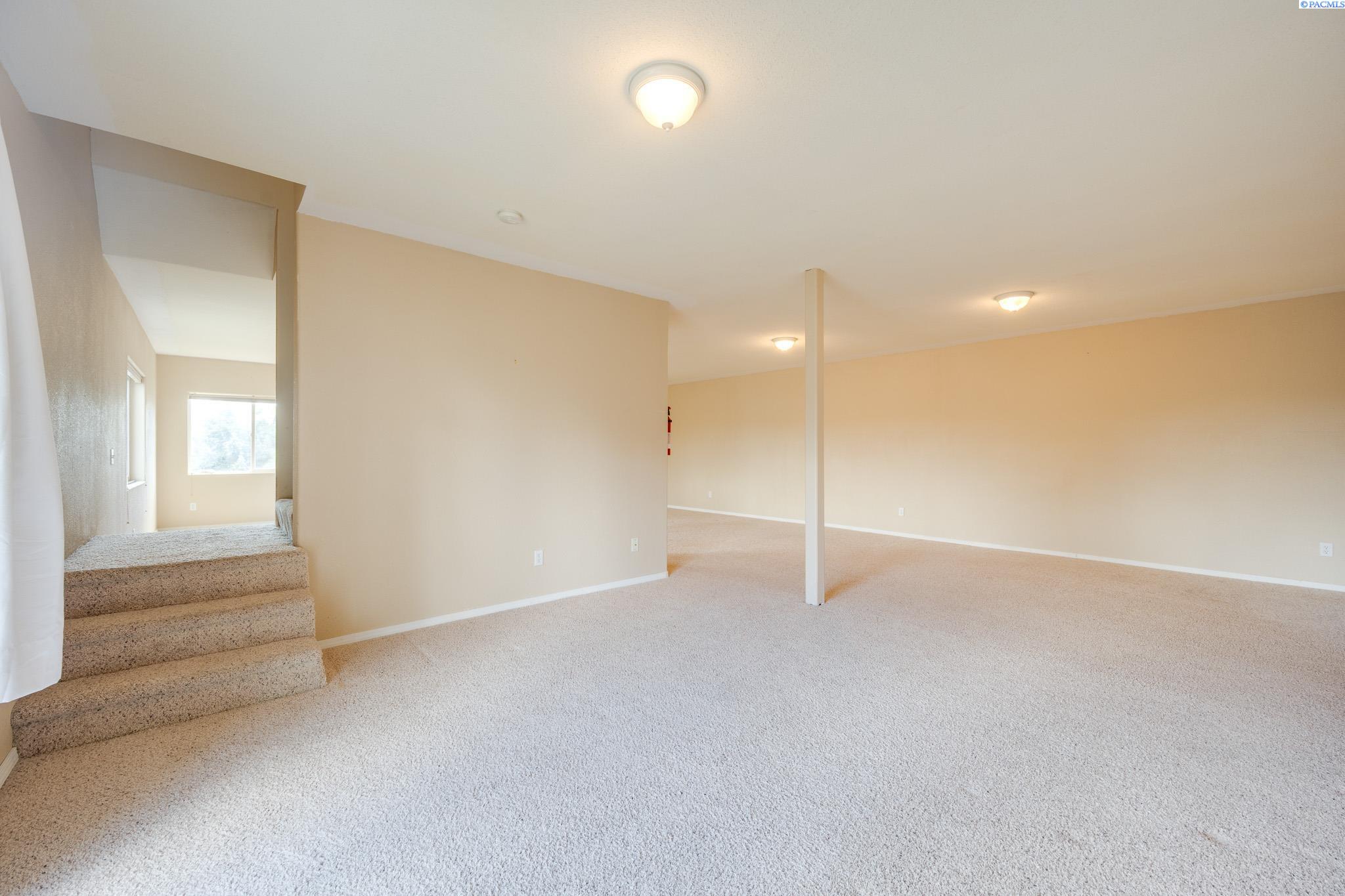 1310 SE Earthtone Ct