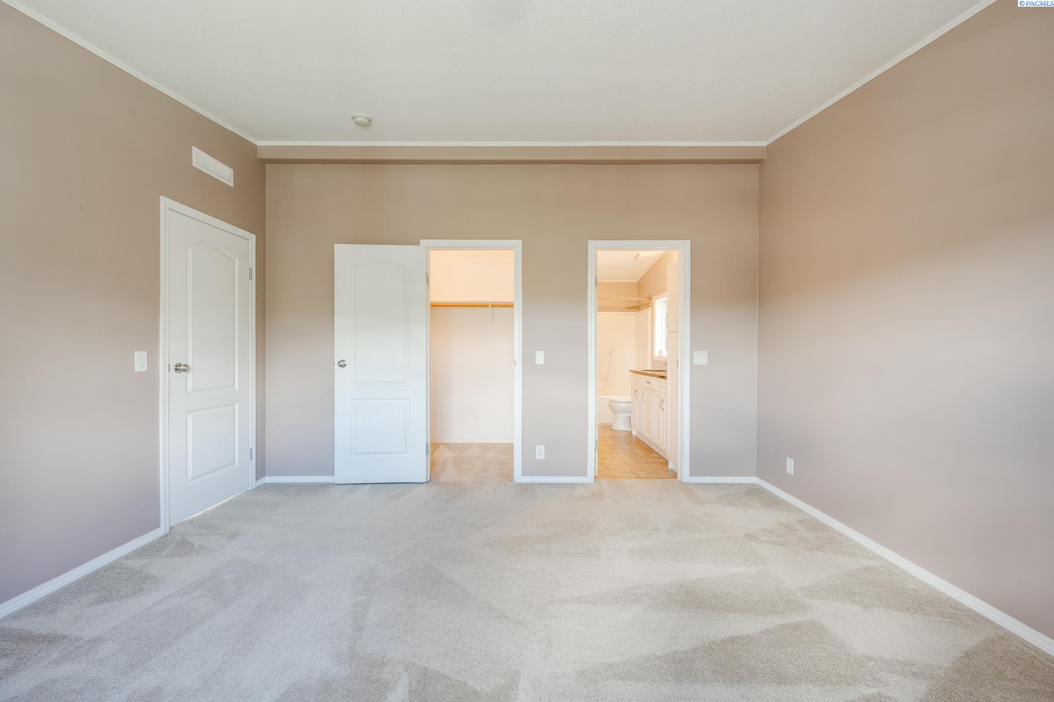 1310 SE Earthtone Ct