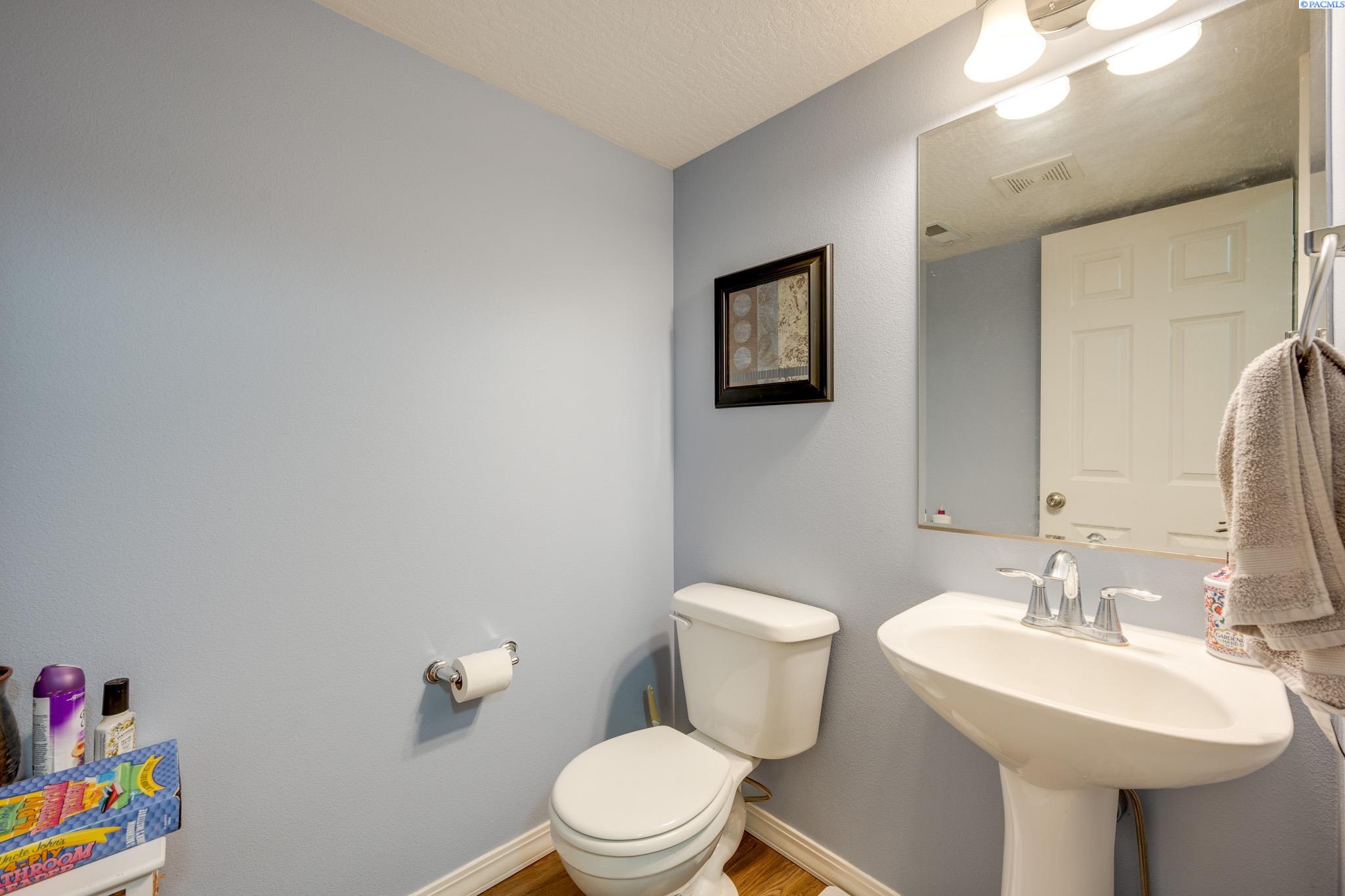 1080 SW Latour Peak St