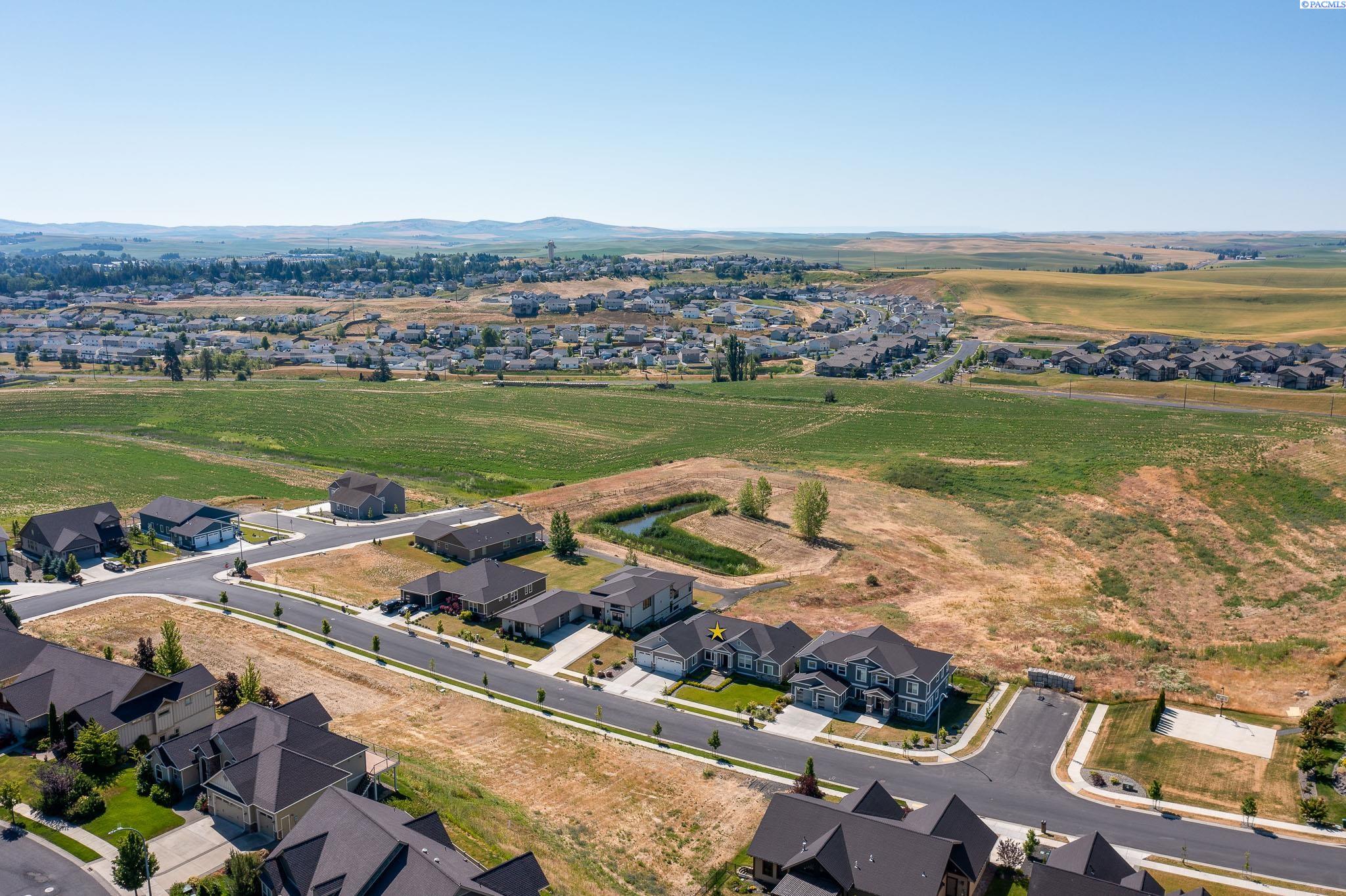 1735 SW Barclay Ridge Dr