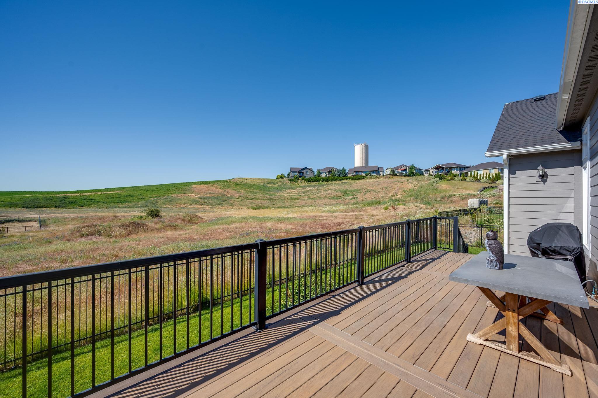 1735 SW Barclay Ridge Dr