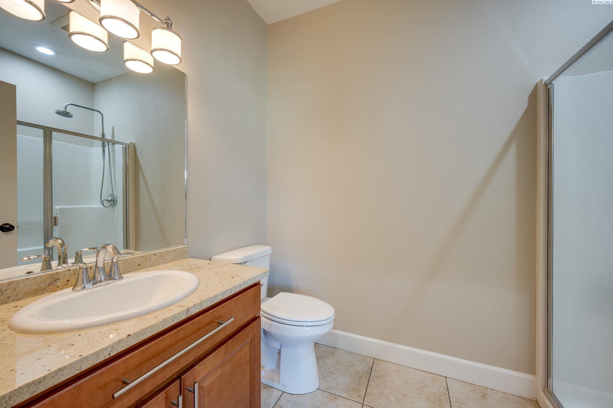 1735 SW Barclay Ridge Dr