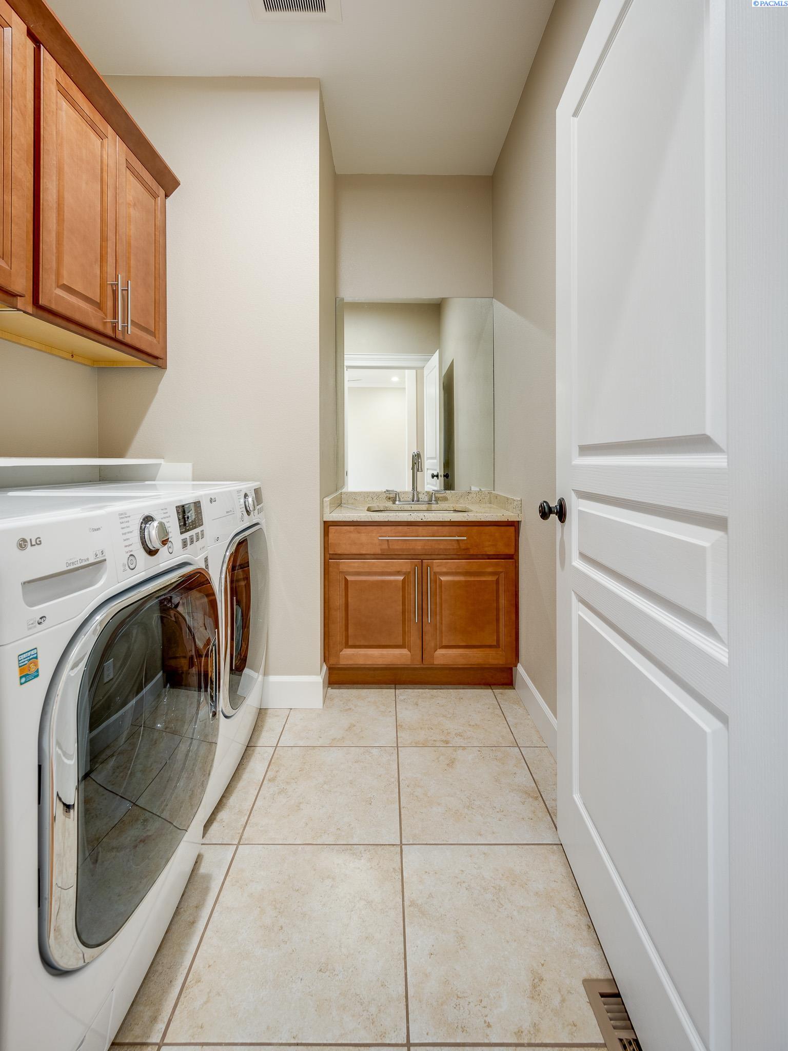 1735 SW Barclay Ridge Dr