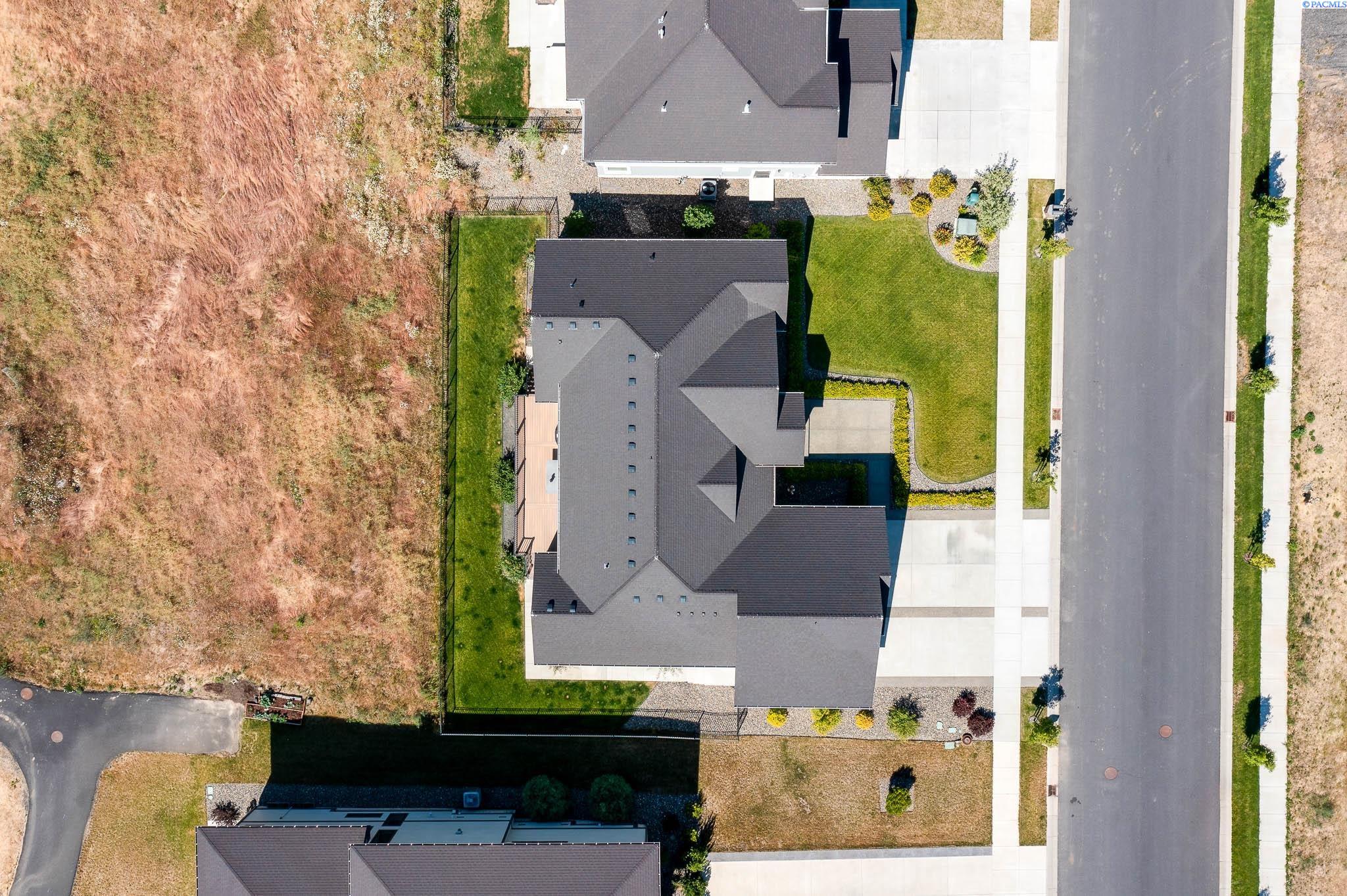 1735 SW Barclay Ridge Dr