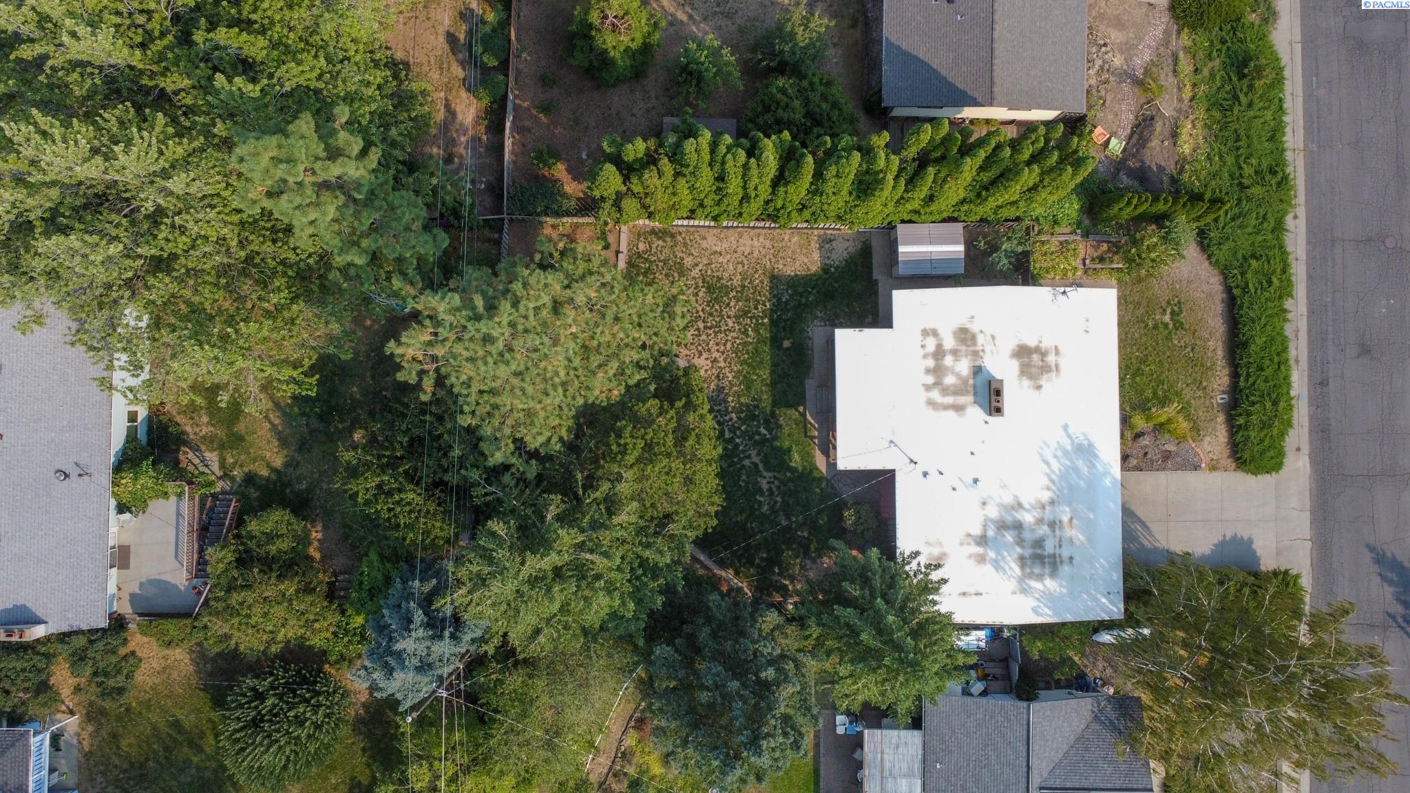 320 NW Joe Street