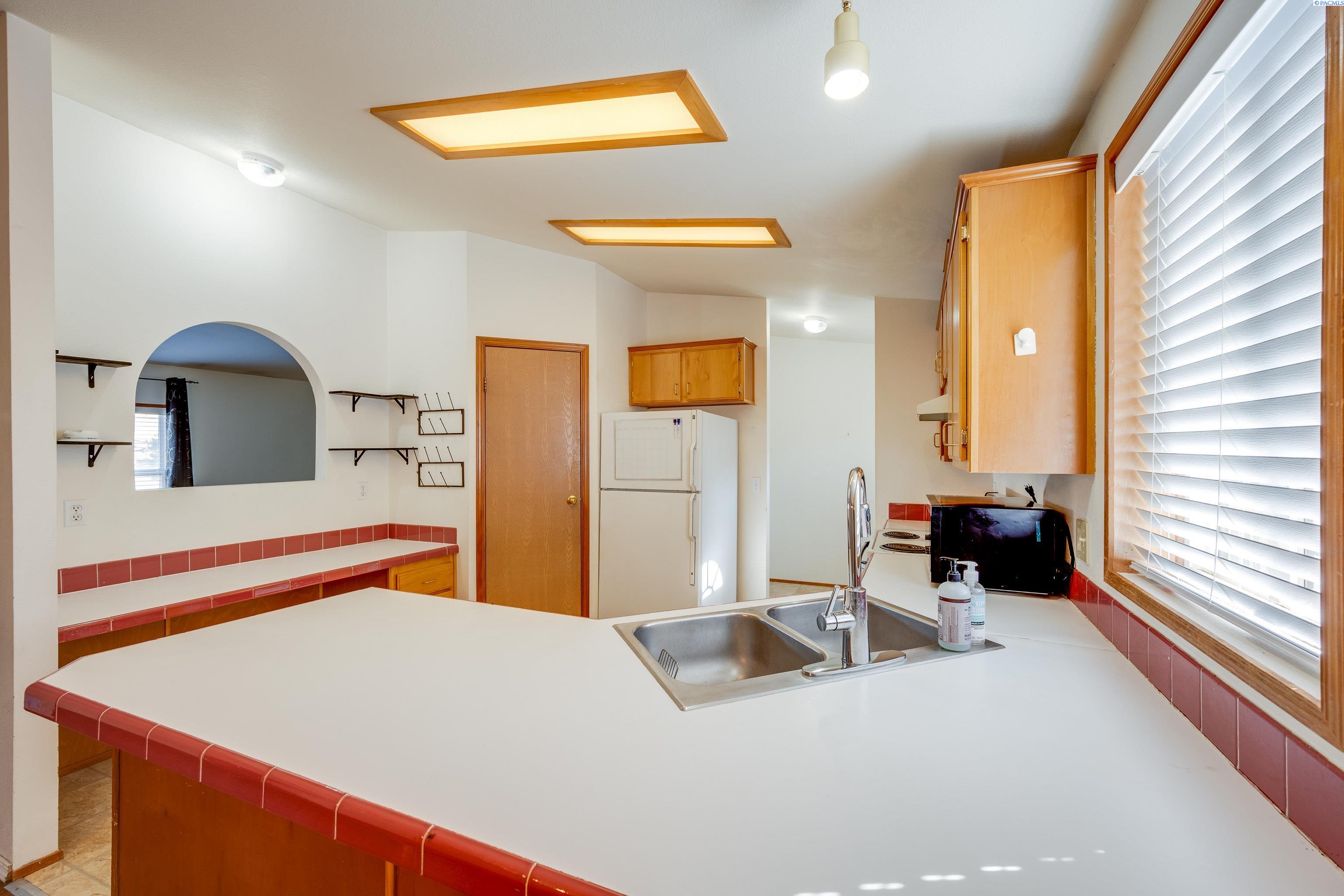 255 NW Golden Hills #59