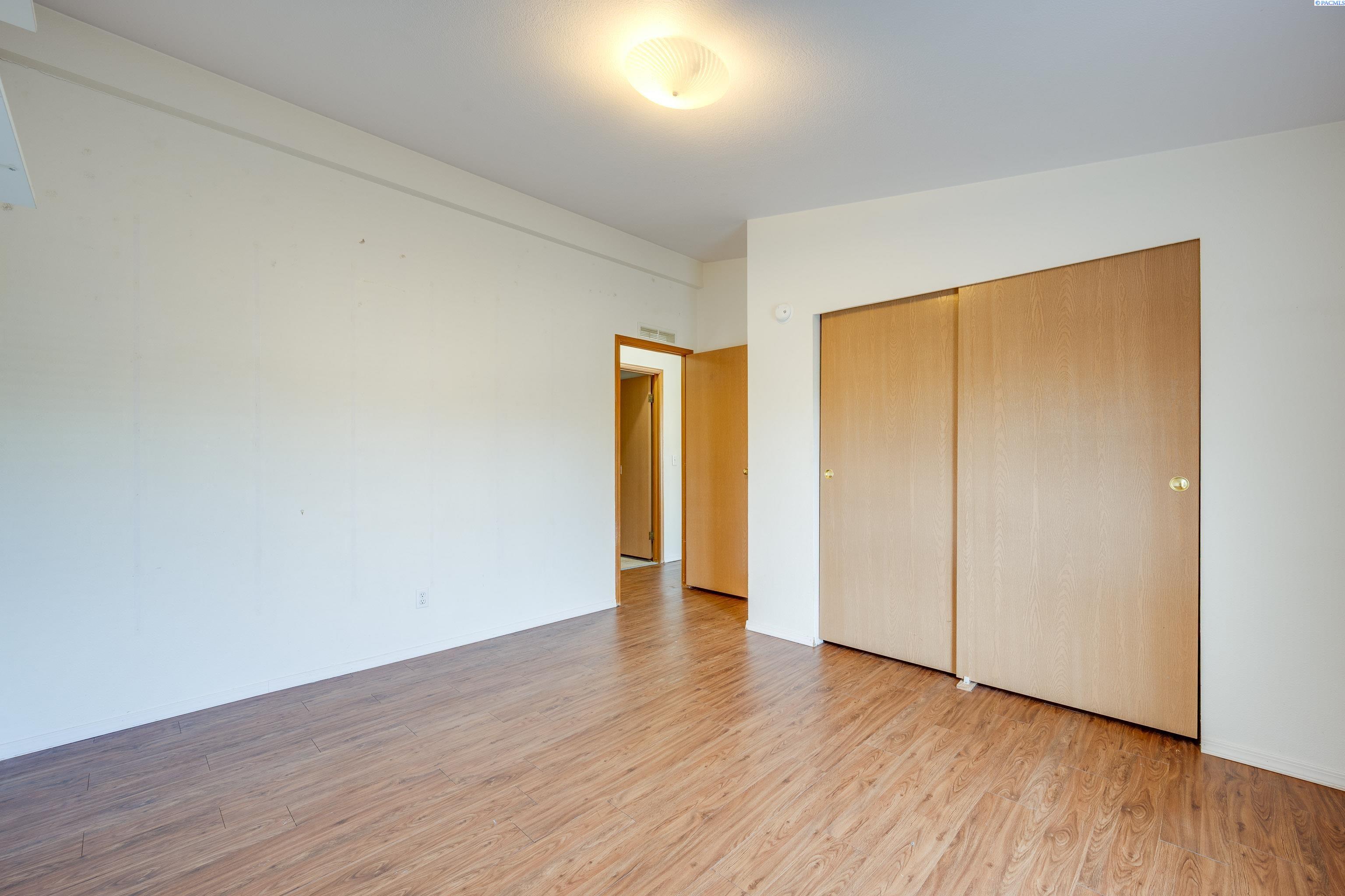 255 NW Golden Hills #59