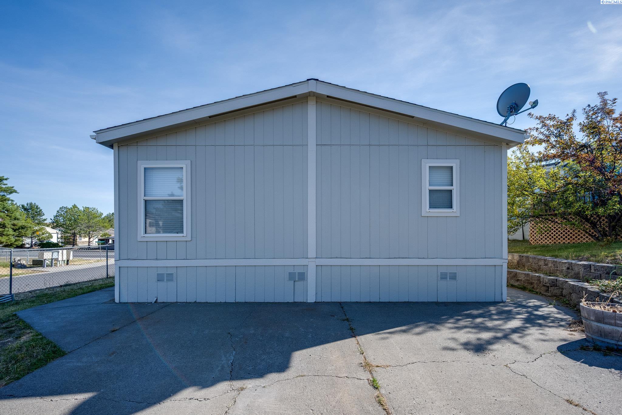 255 NW Golden Hills #59