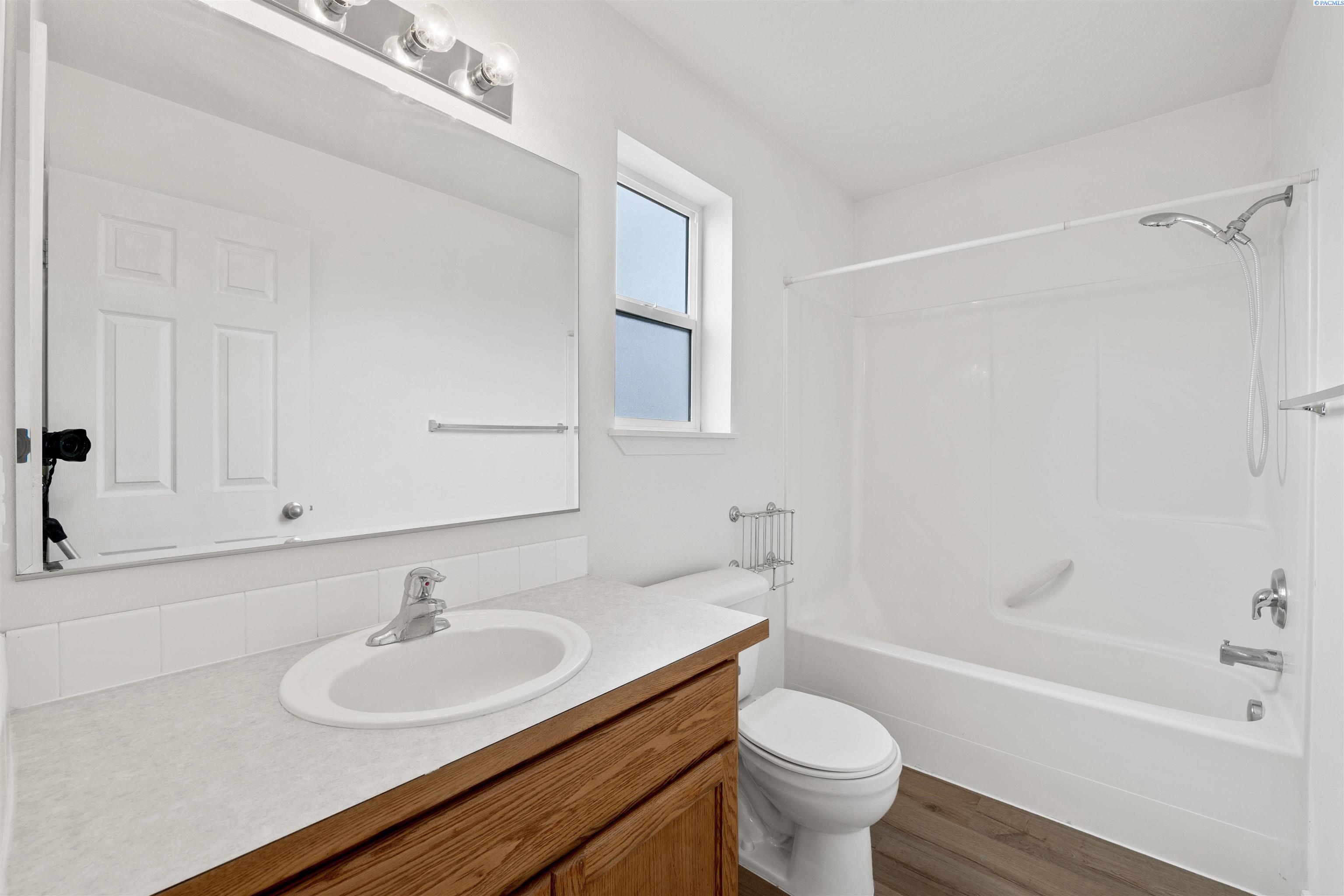 1080 SW Lost Trail Drive